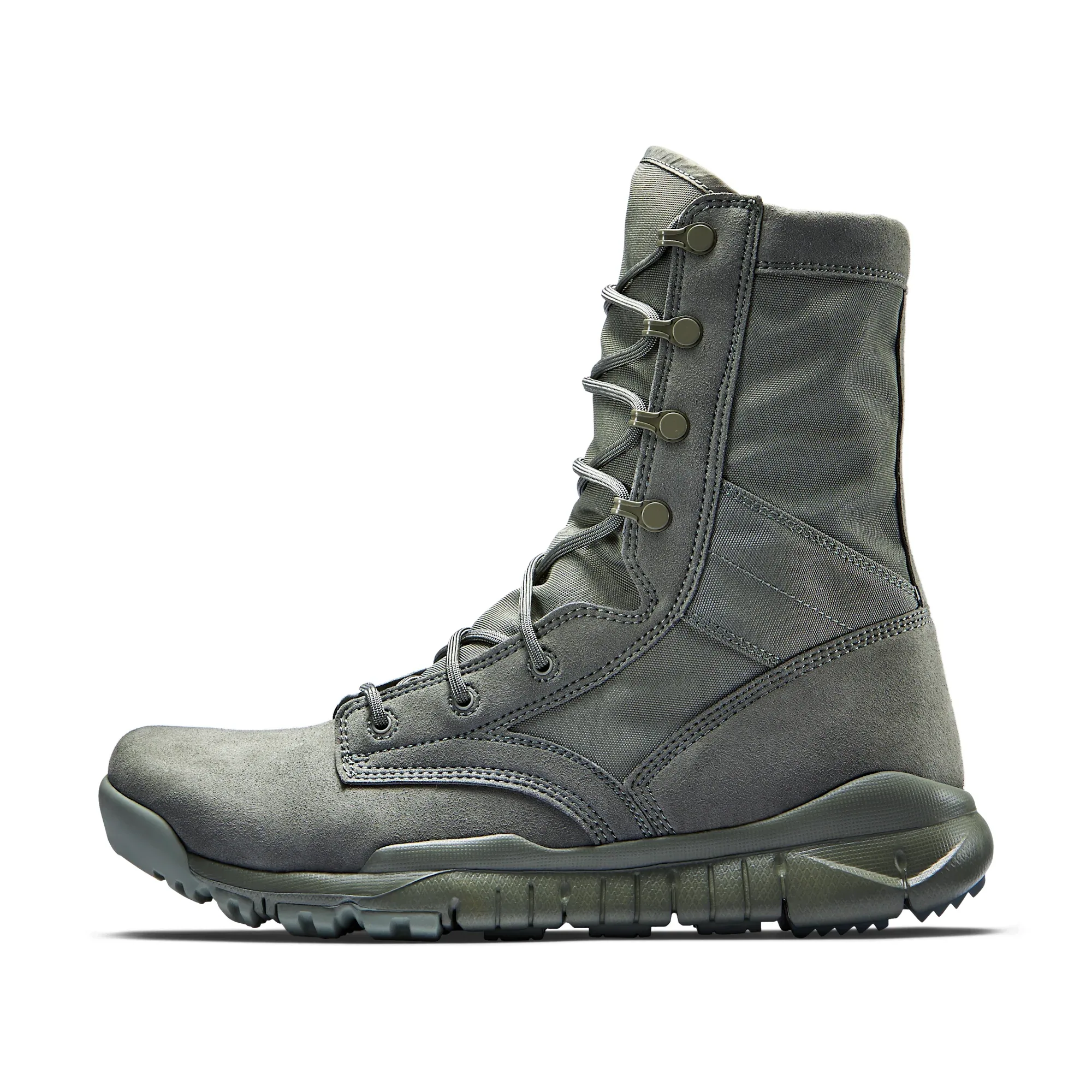 NIKE SFB