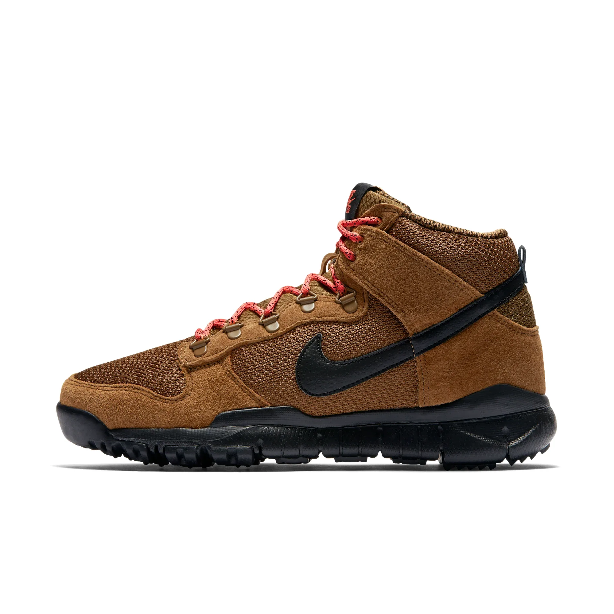 NIKE SB DUNK HIGH BOOT