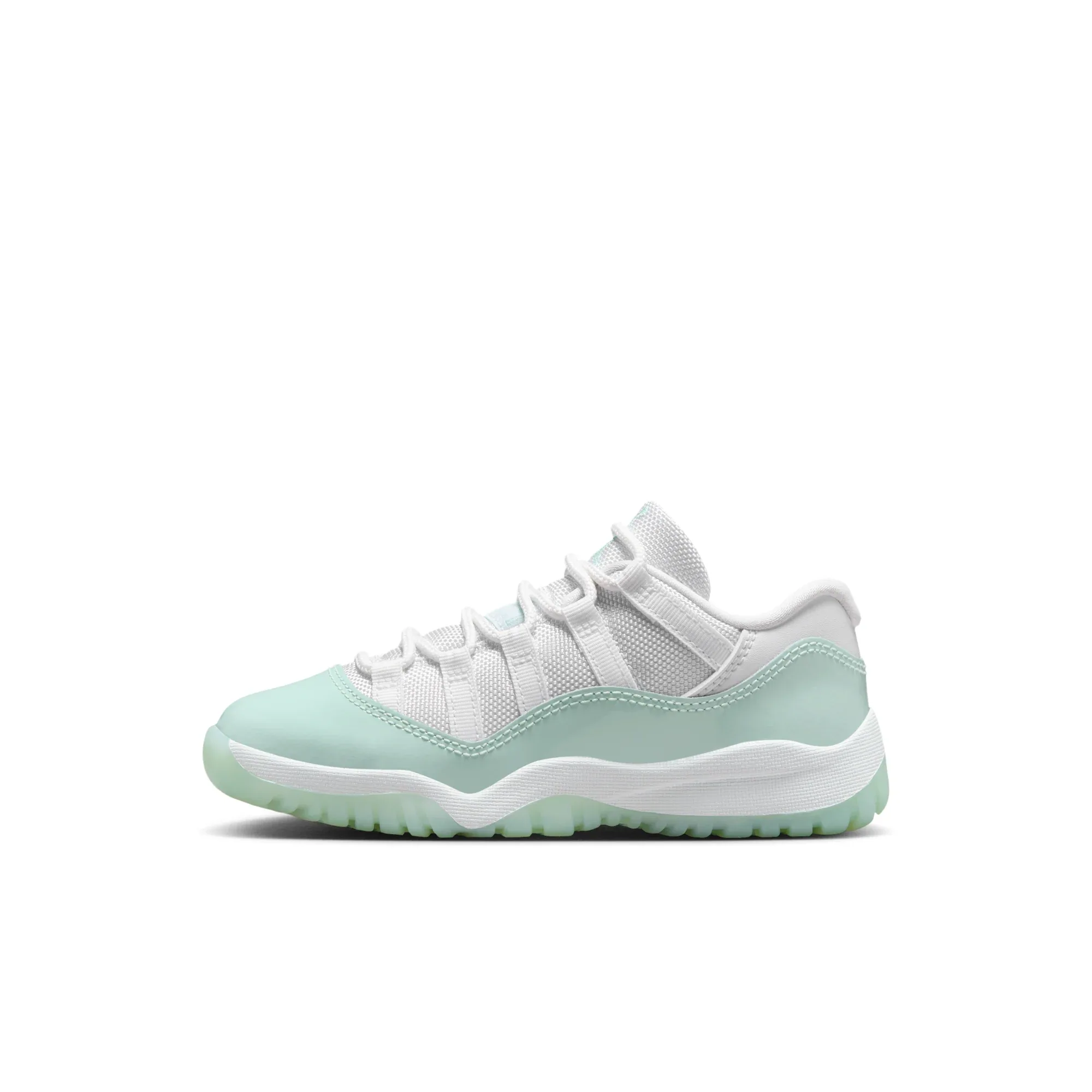 Jordan 11 Retro Low "Igloo"