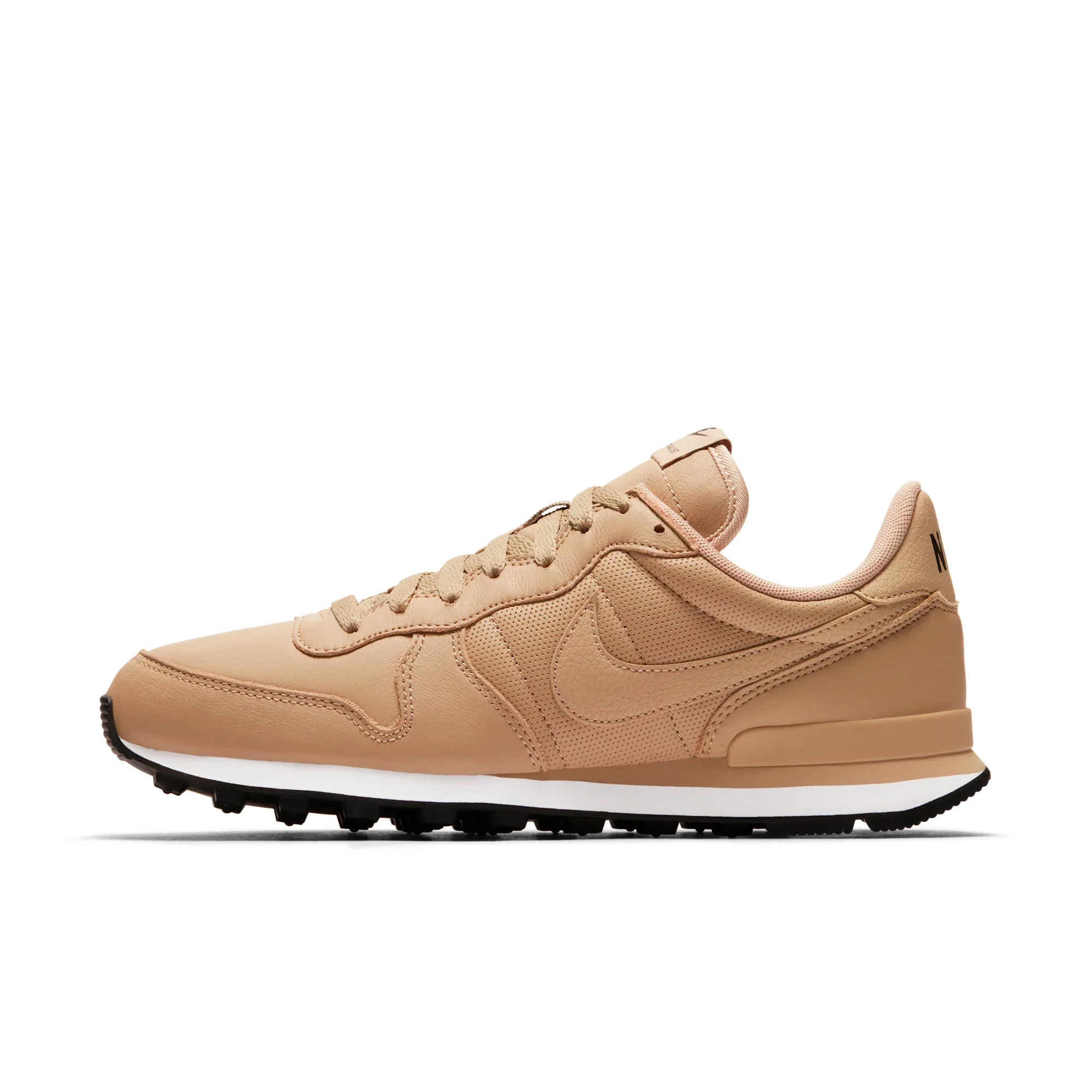 NIKE INTERNATIONALIST