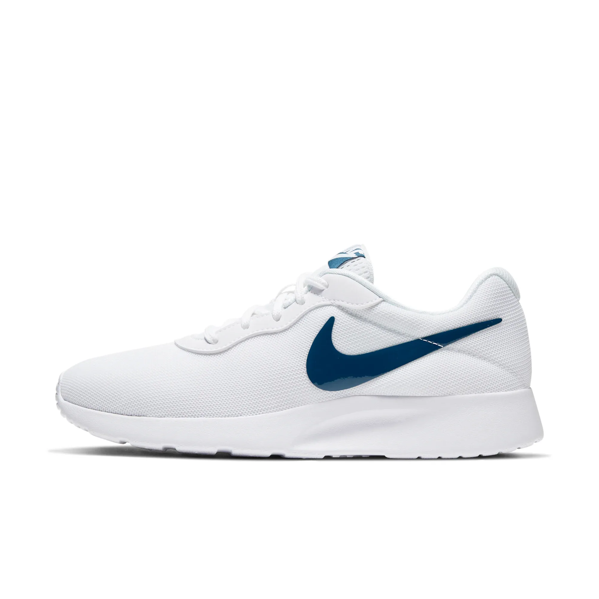 Nike Tanjun