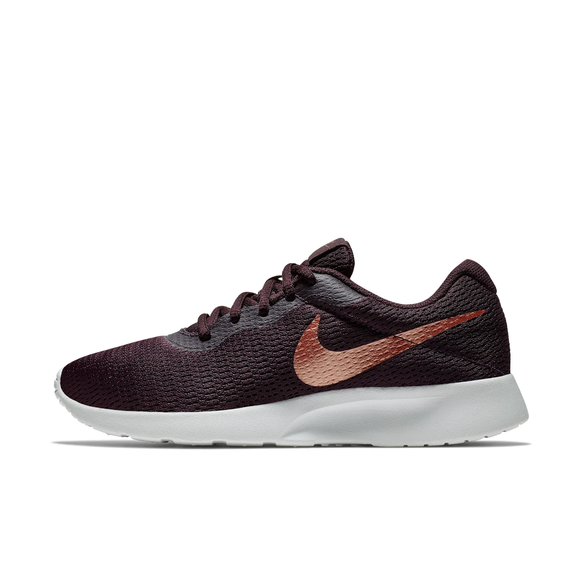 Nike Tanjun