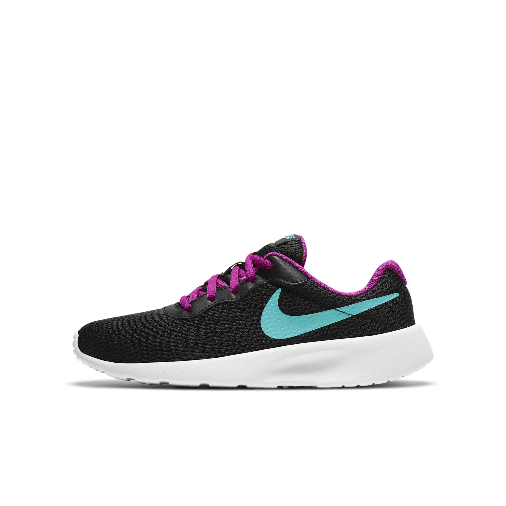 Nike Tanjun