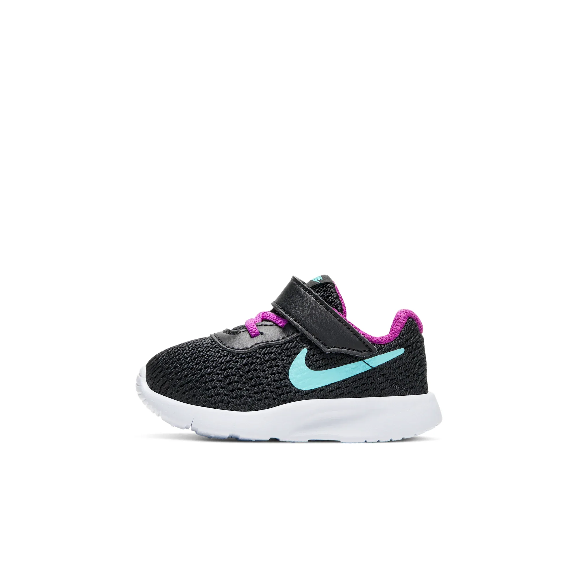 Nike Tanjun