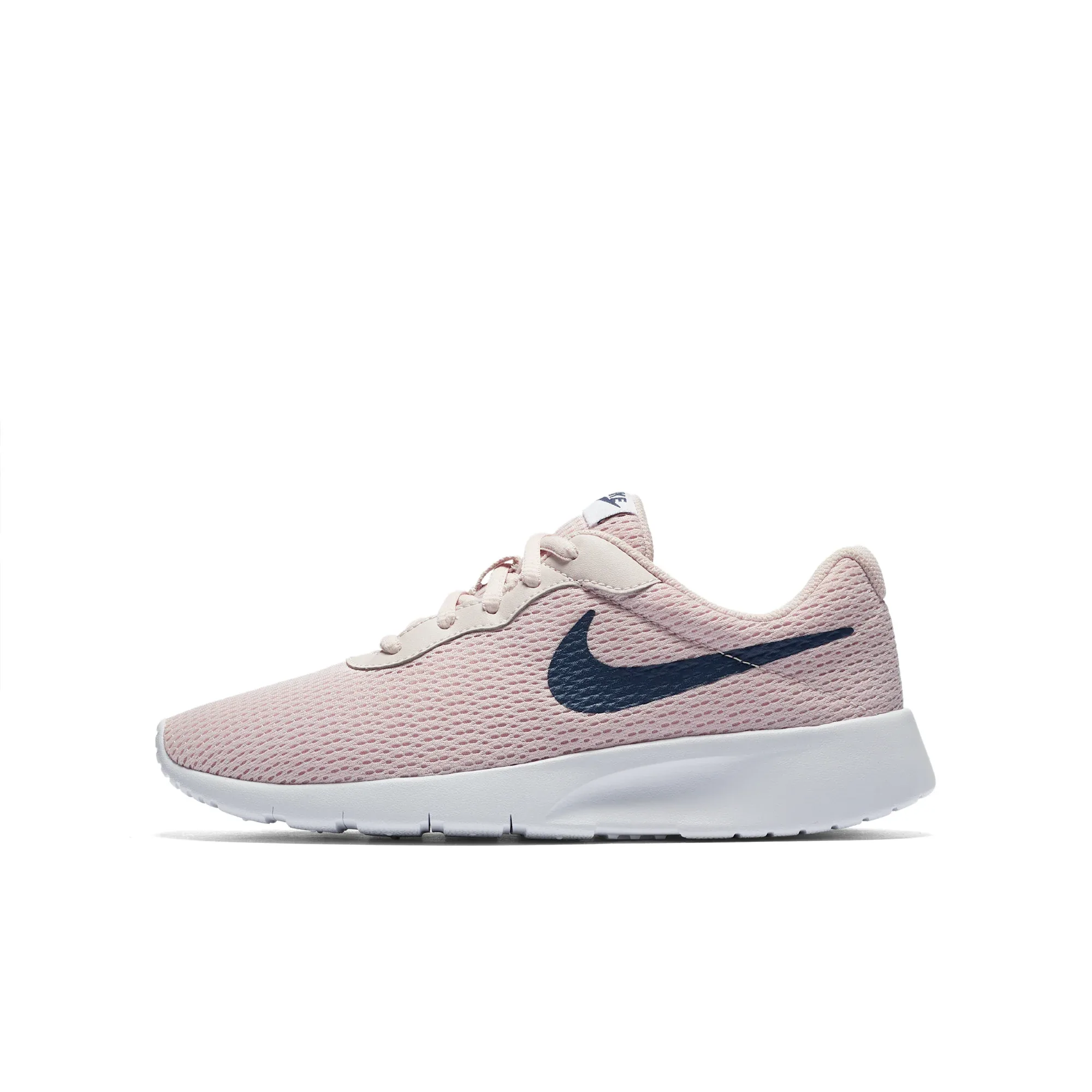 Nike Tanjun