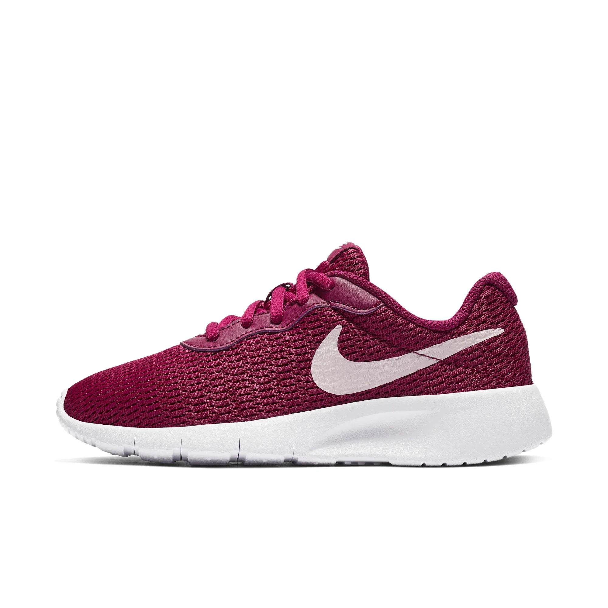 Nike Tanjun