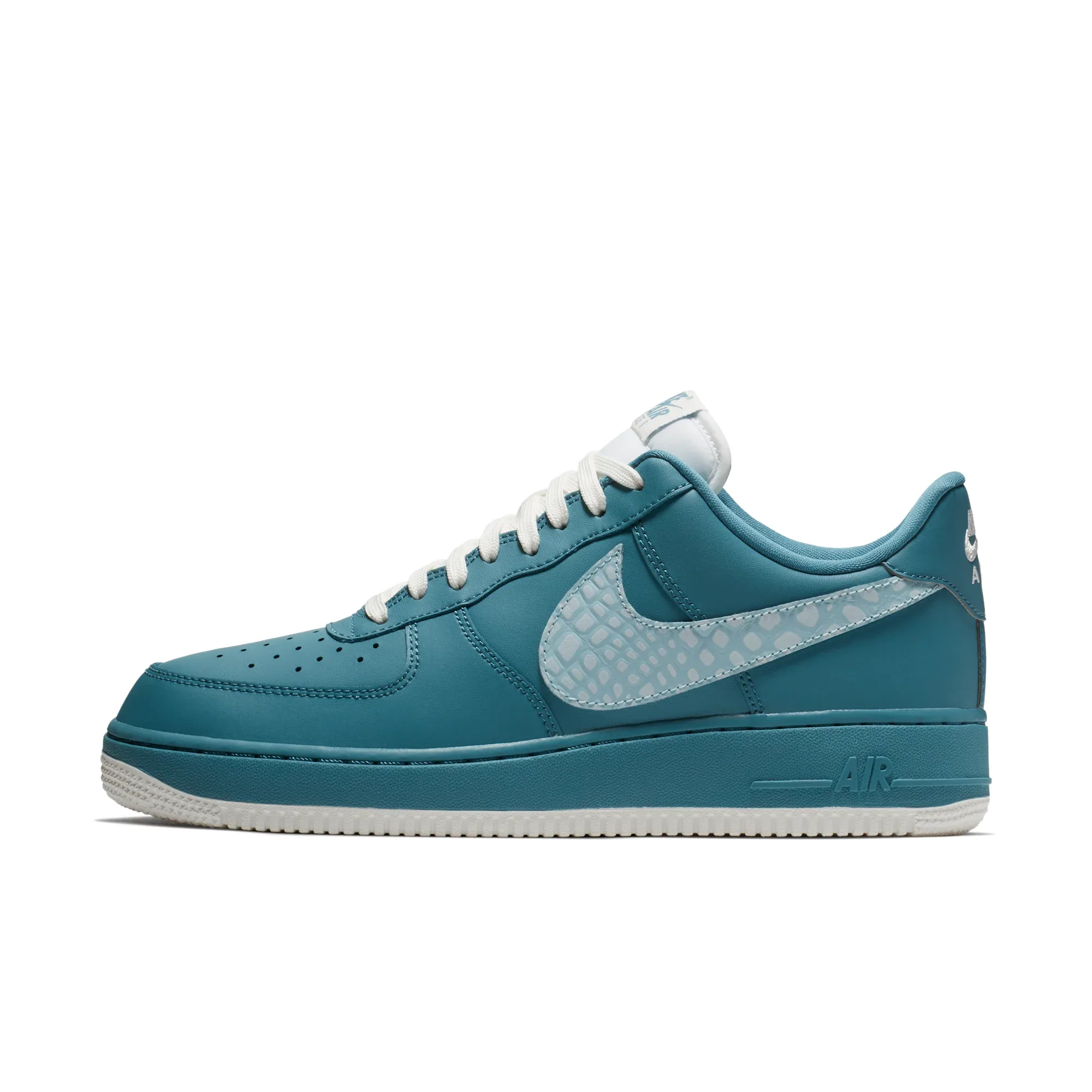 AIR FORCE 1 '07 LV8