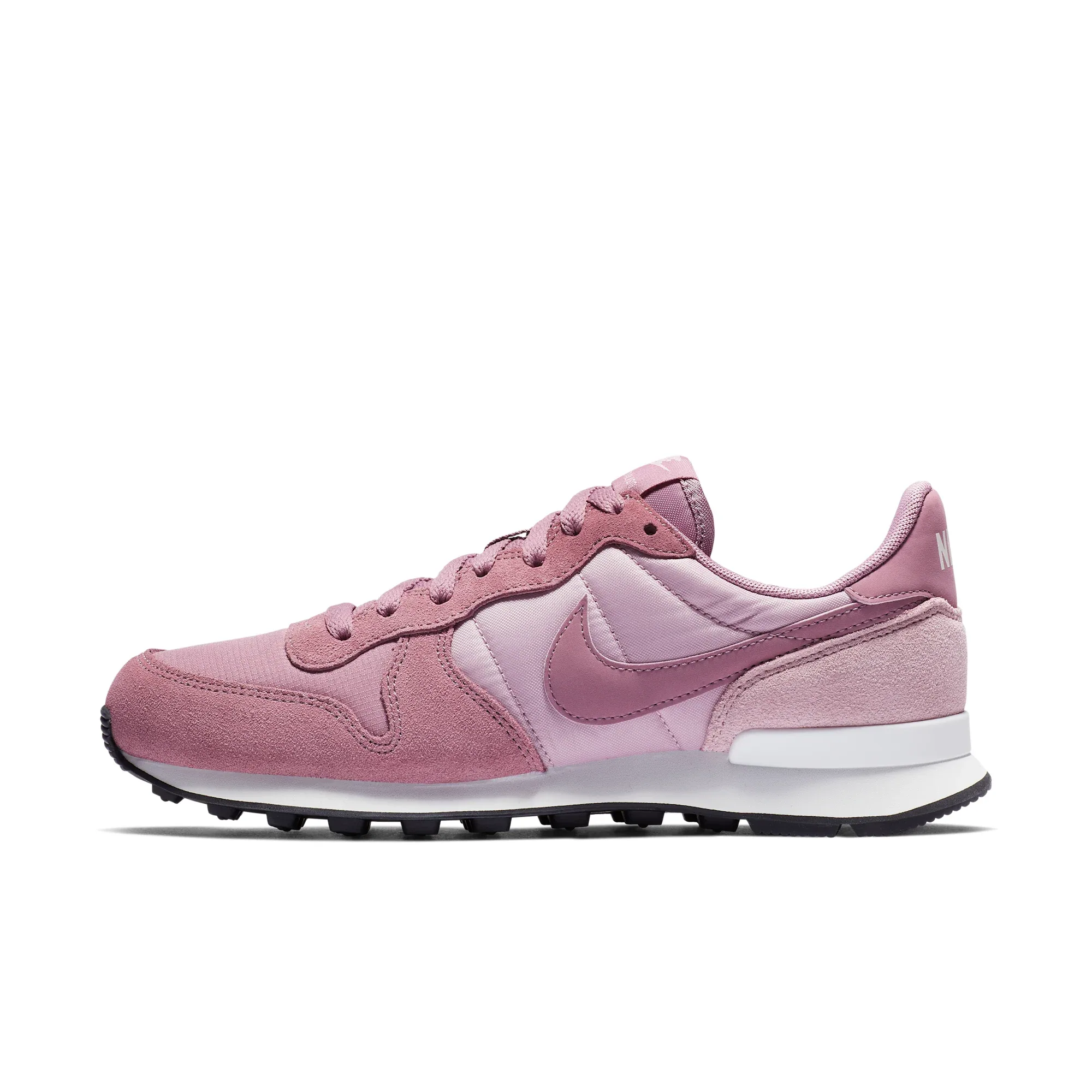 Nike Internationalist