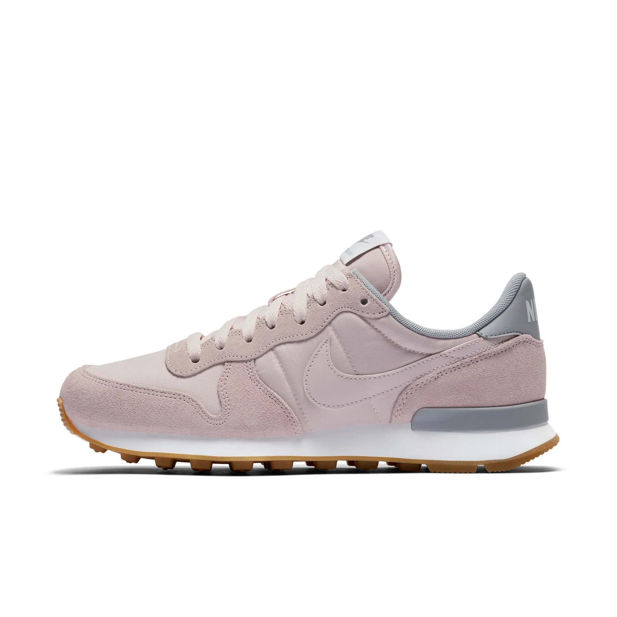 Nike Internationalist