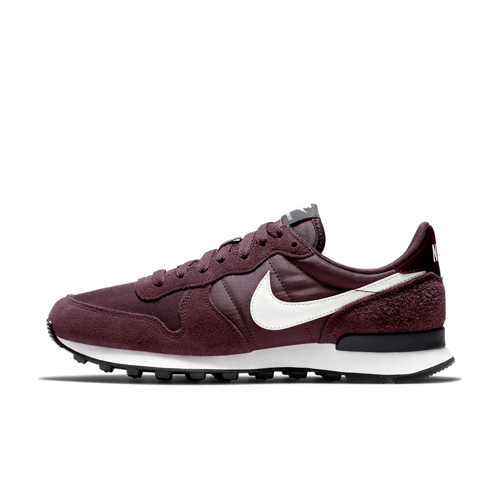 Nike Internationalist