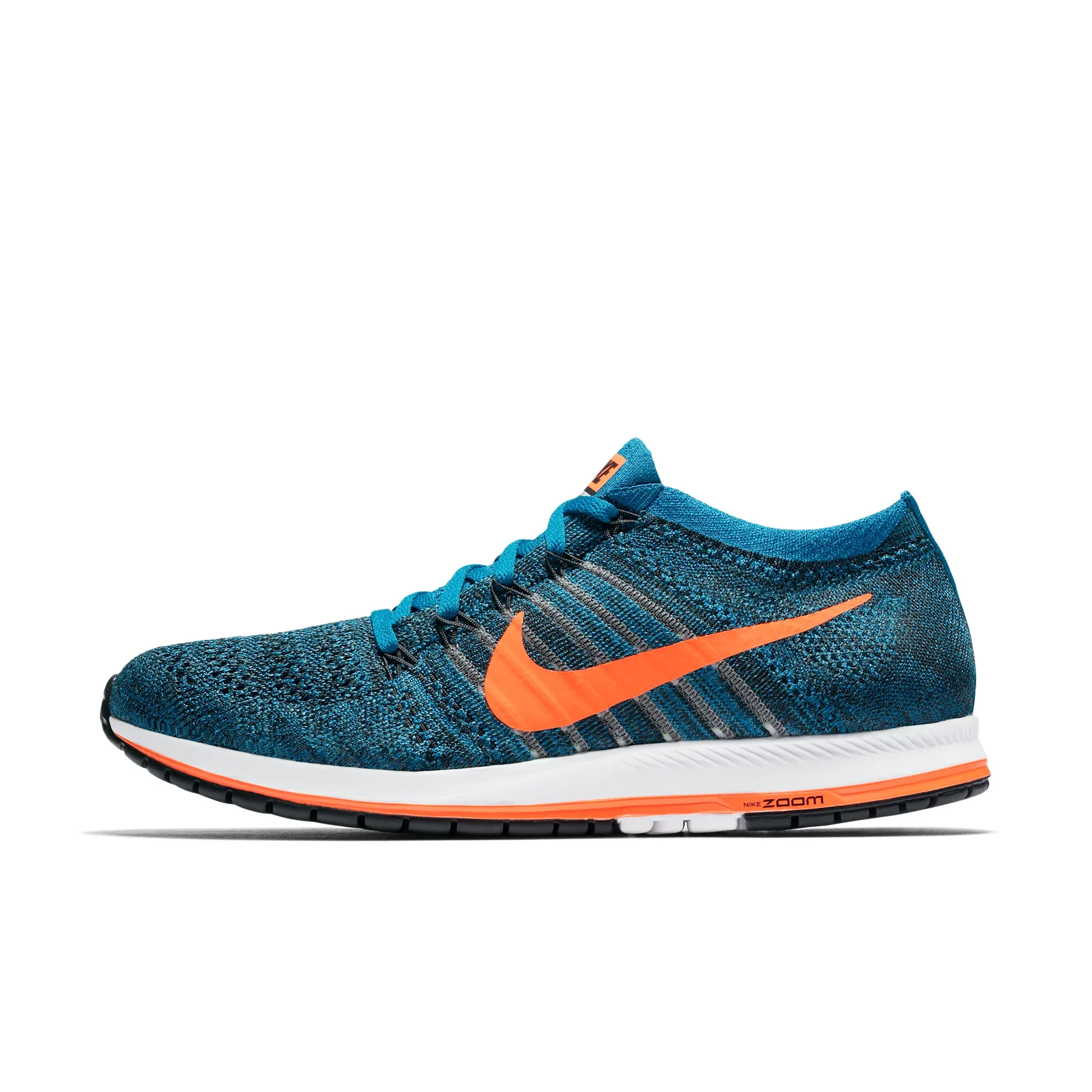 NIKE FLYKNIT STREAK