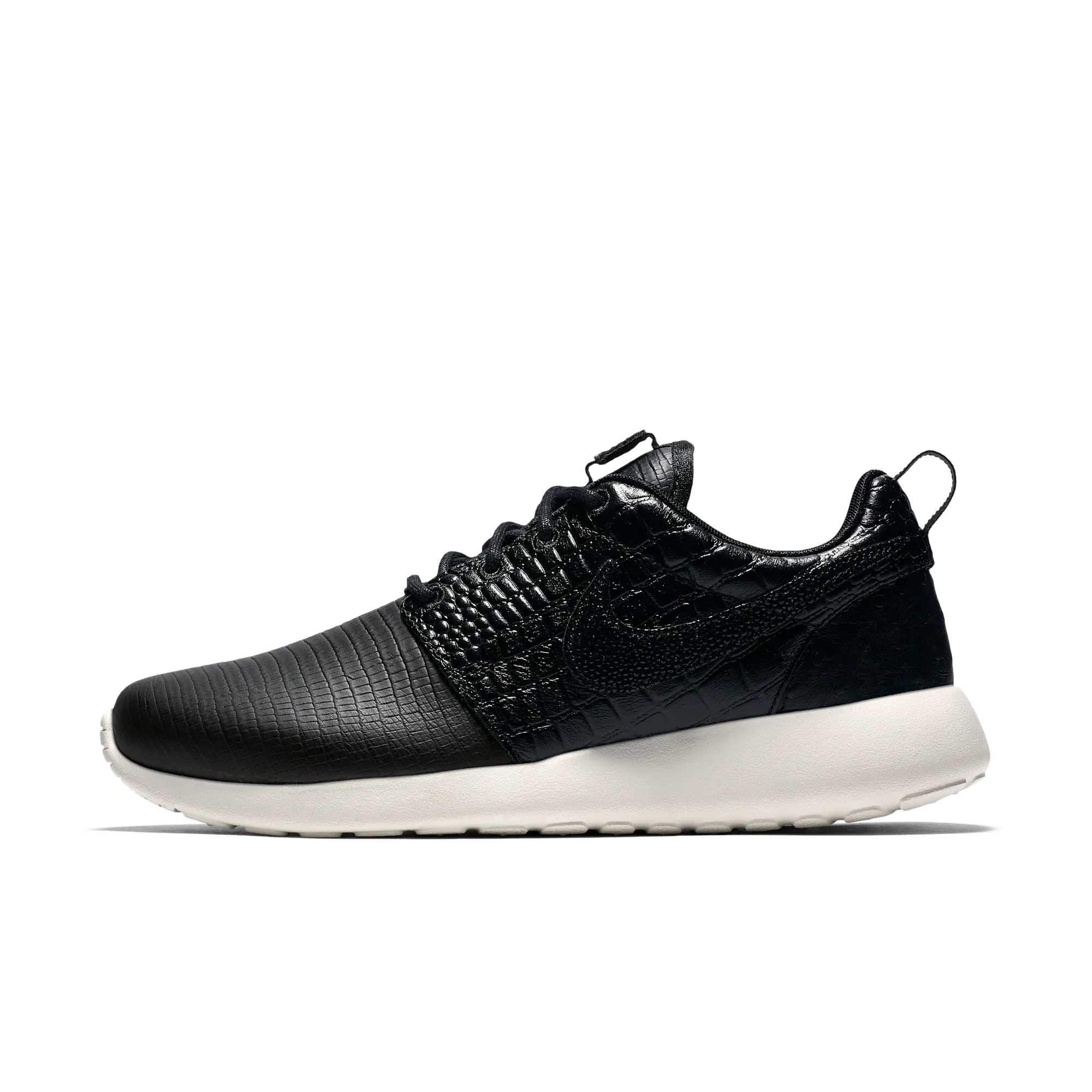 WMNS NIKE ROSHE ONE LX