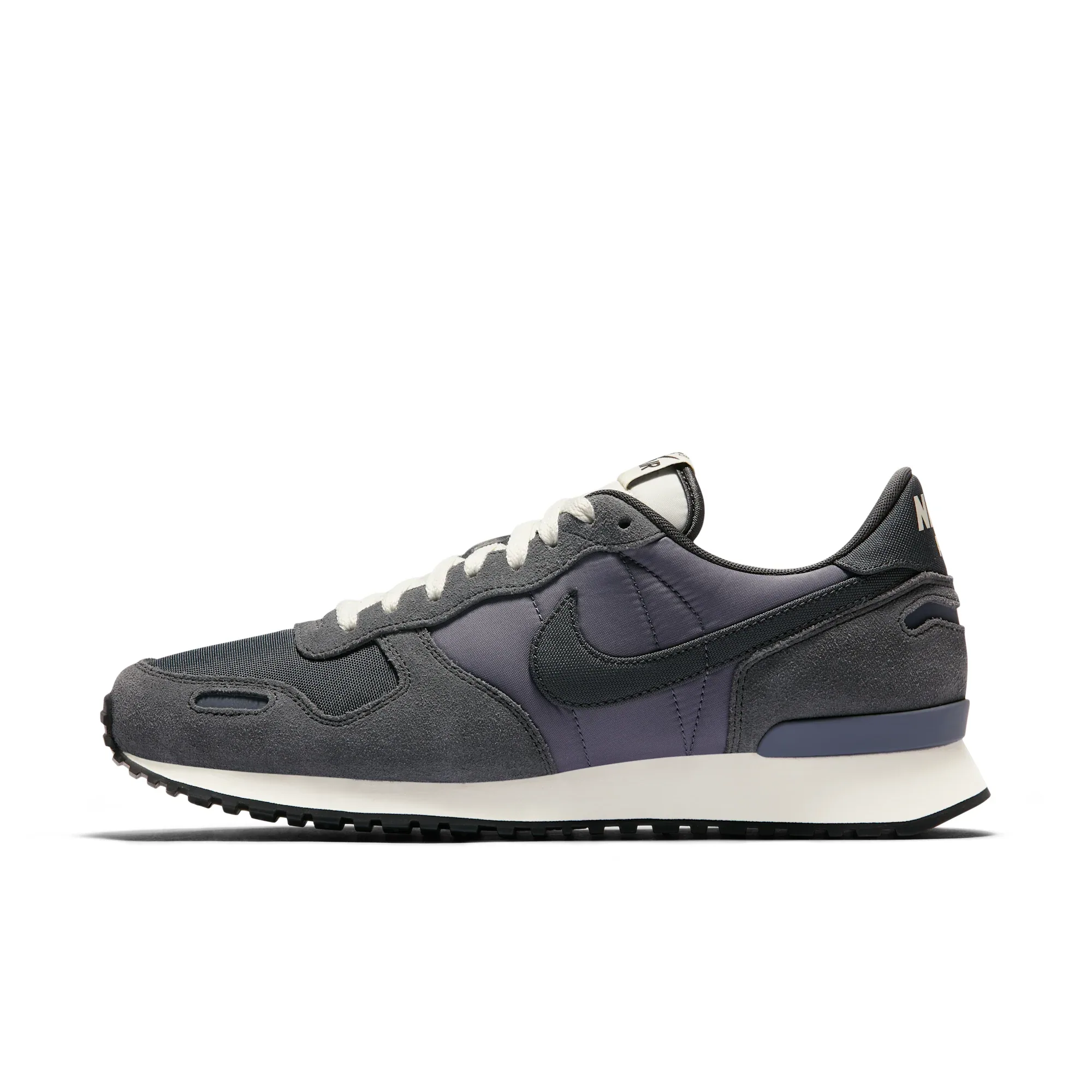 NIKE AIR VRTX