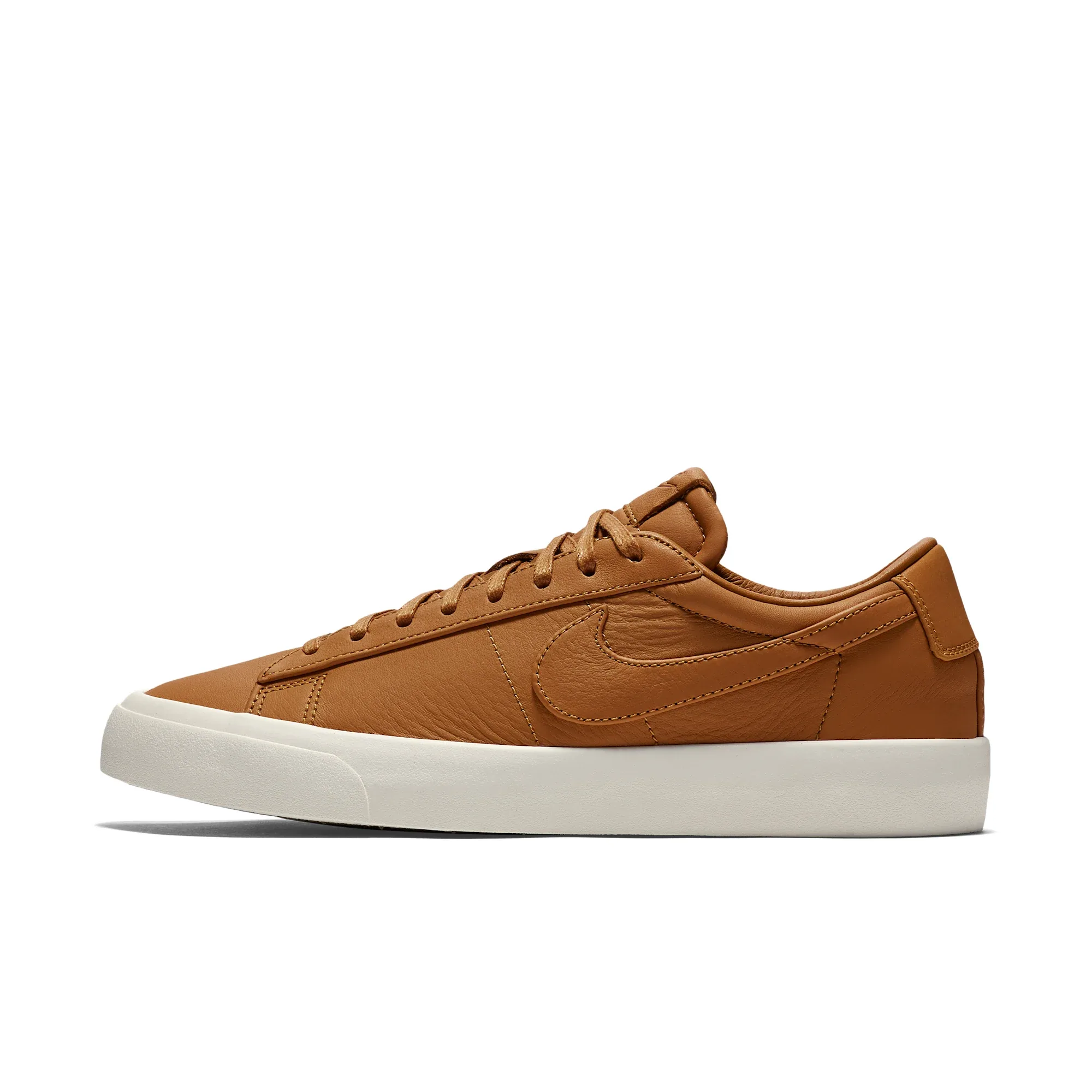 NIKELAB BLAZER STUDIO LOW