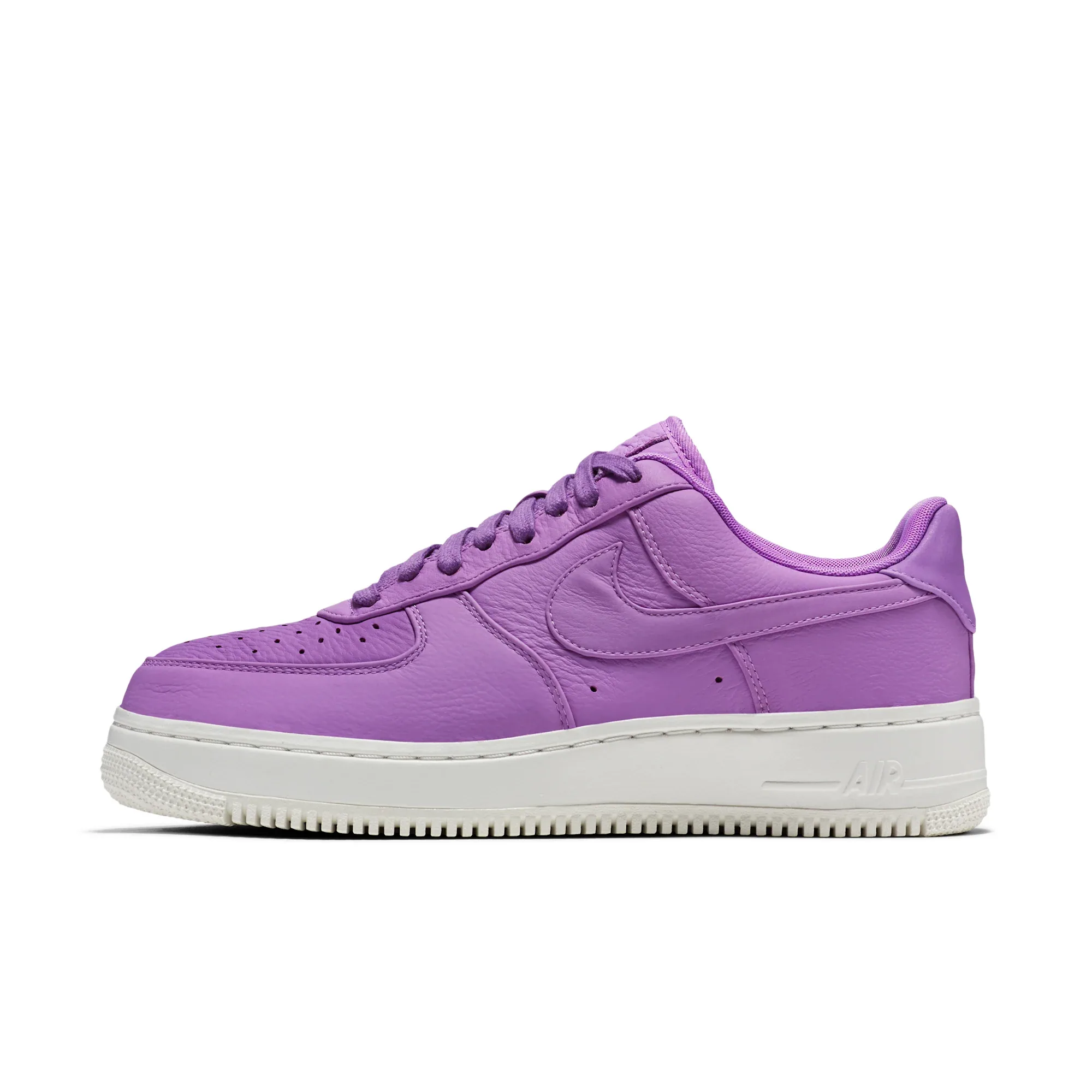NIKELAB AIR FORCE 1 LOW