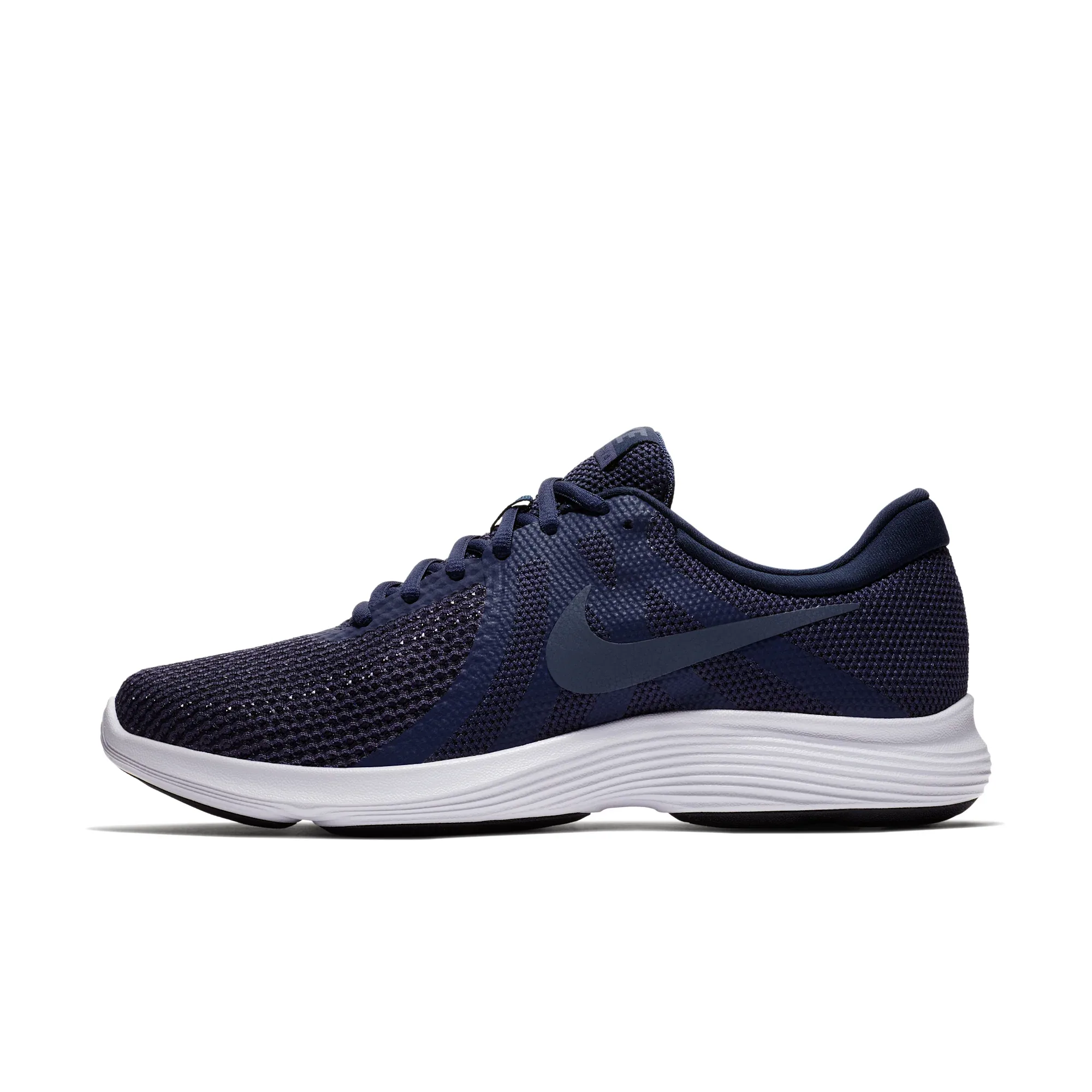 Nike Revolution 4