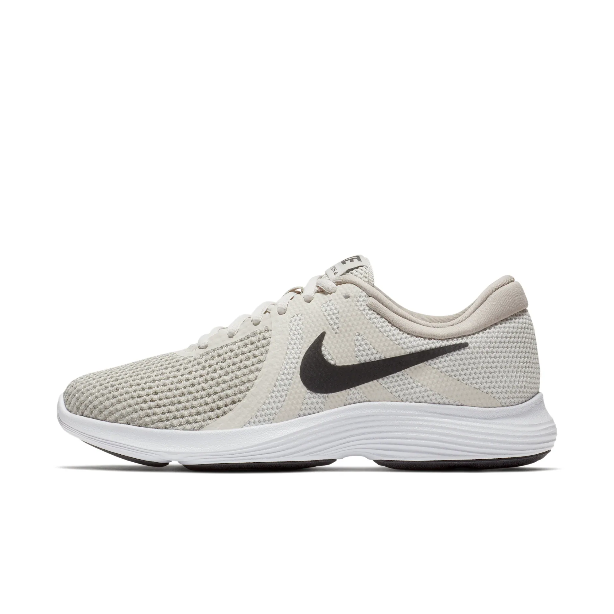 Nike Revolution 4