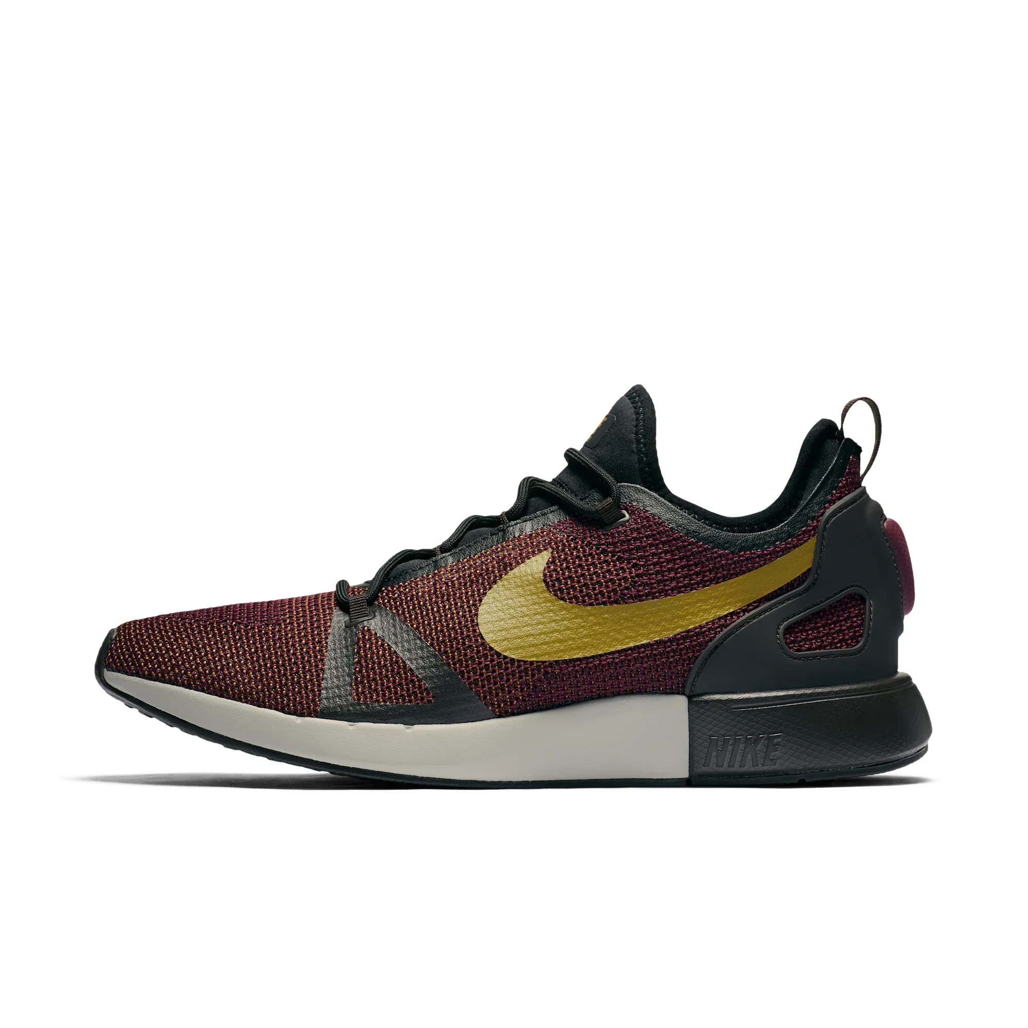 NIKE DUEL RACER