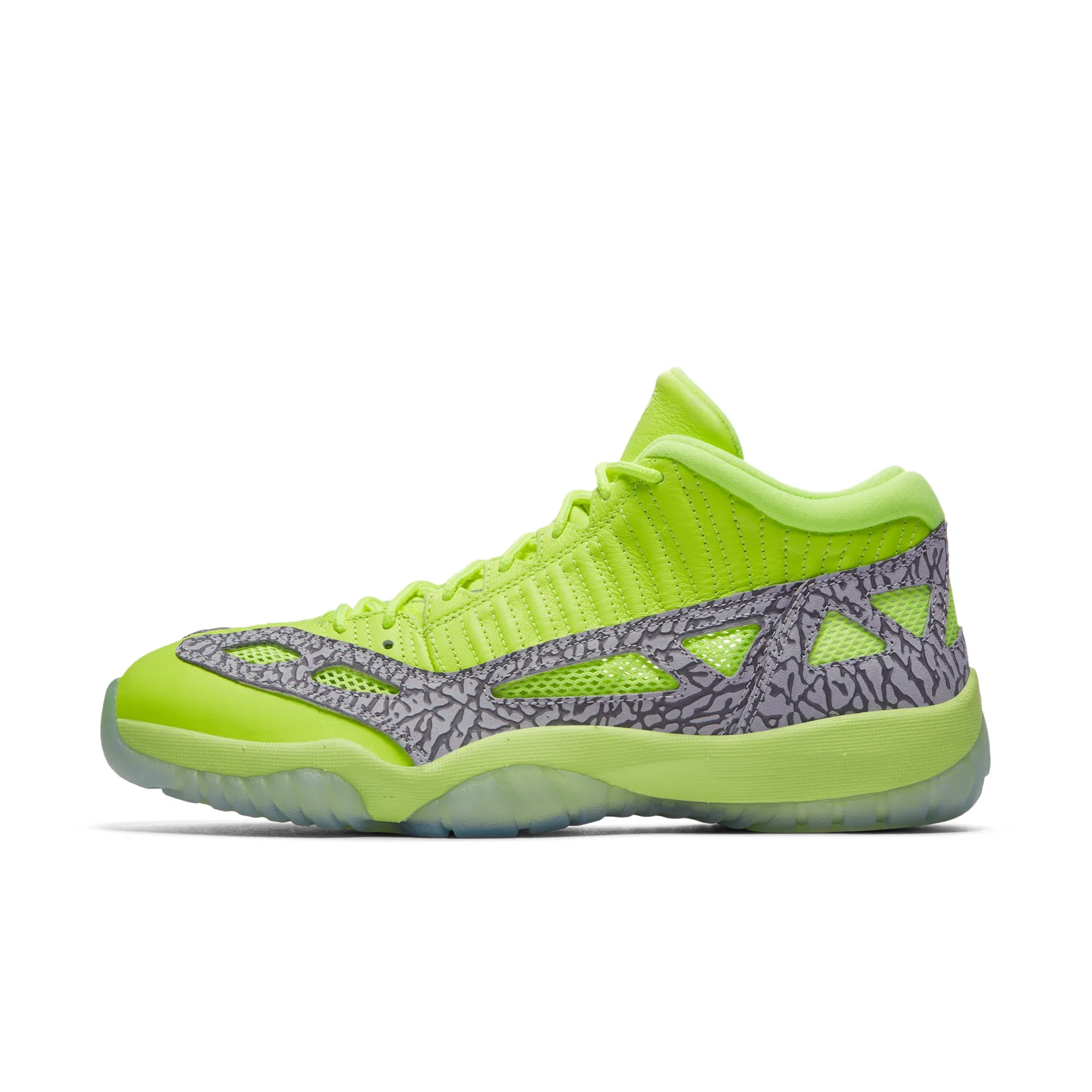 Air Jordan 11 Retro Low IE