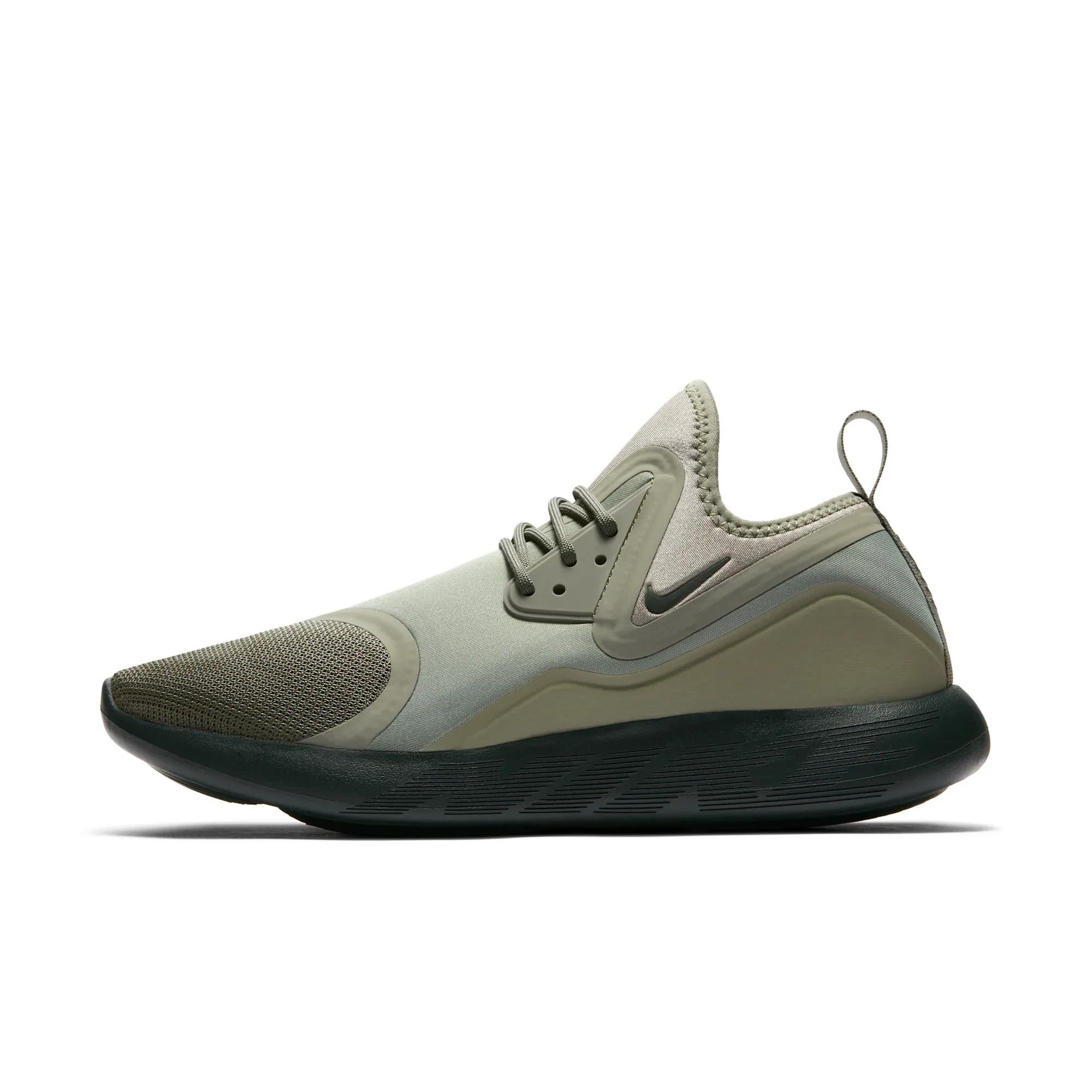NIKE LUNARCHARGE ESSENTIAL