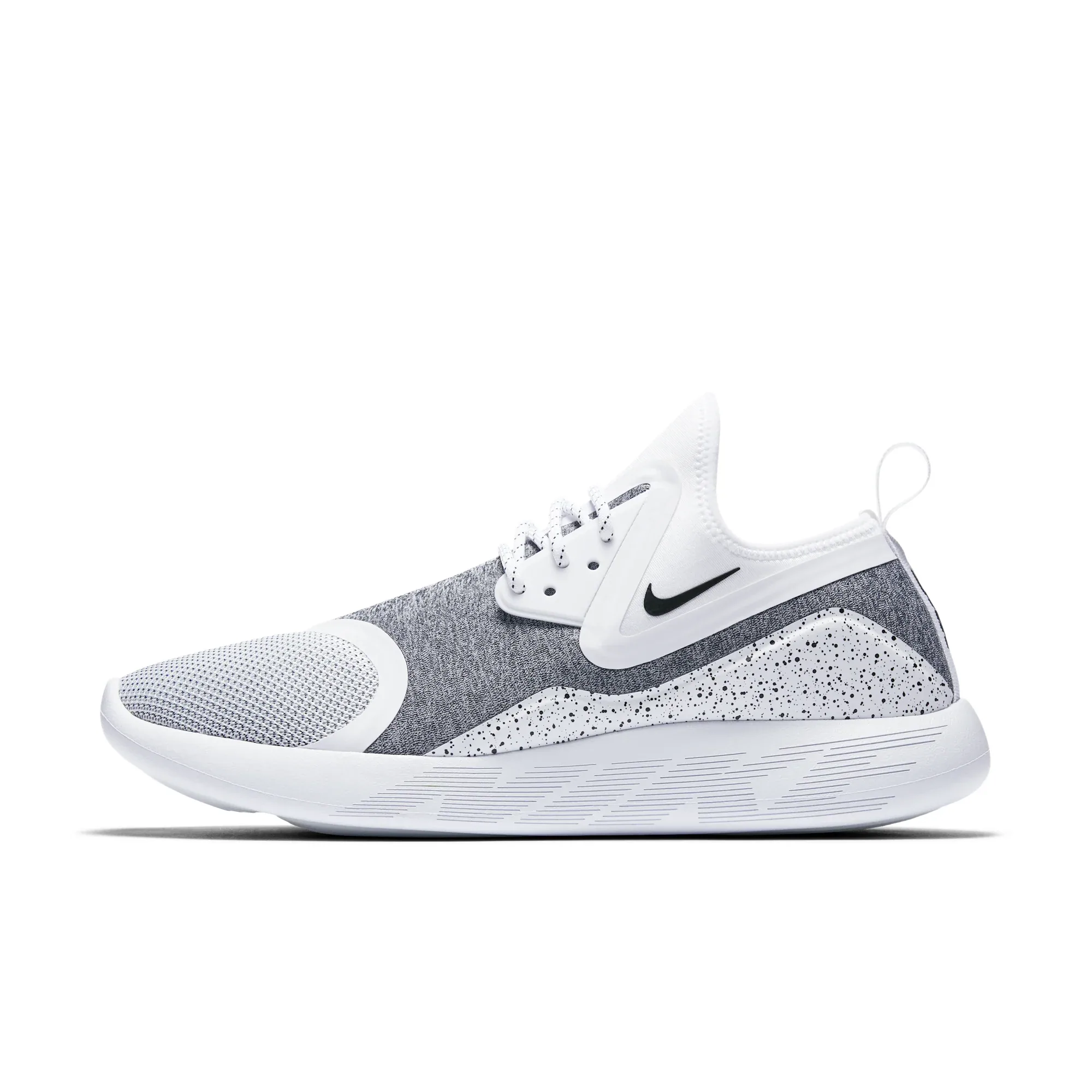 NIKE LUNARCHARGE ESSENTIAL