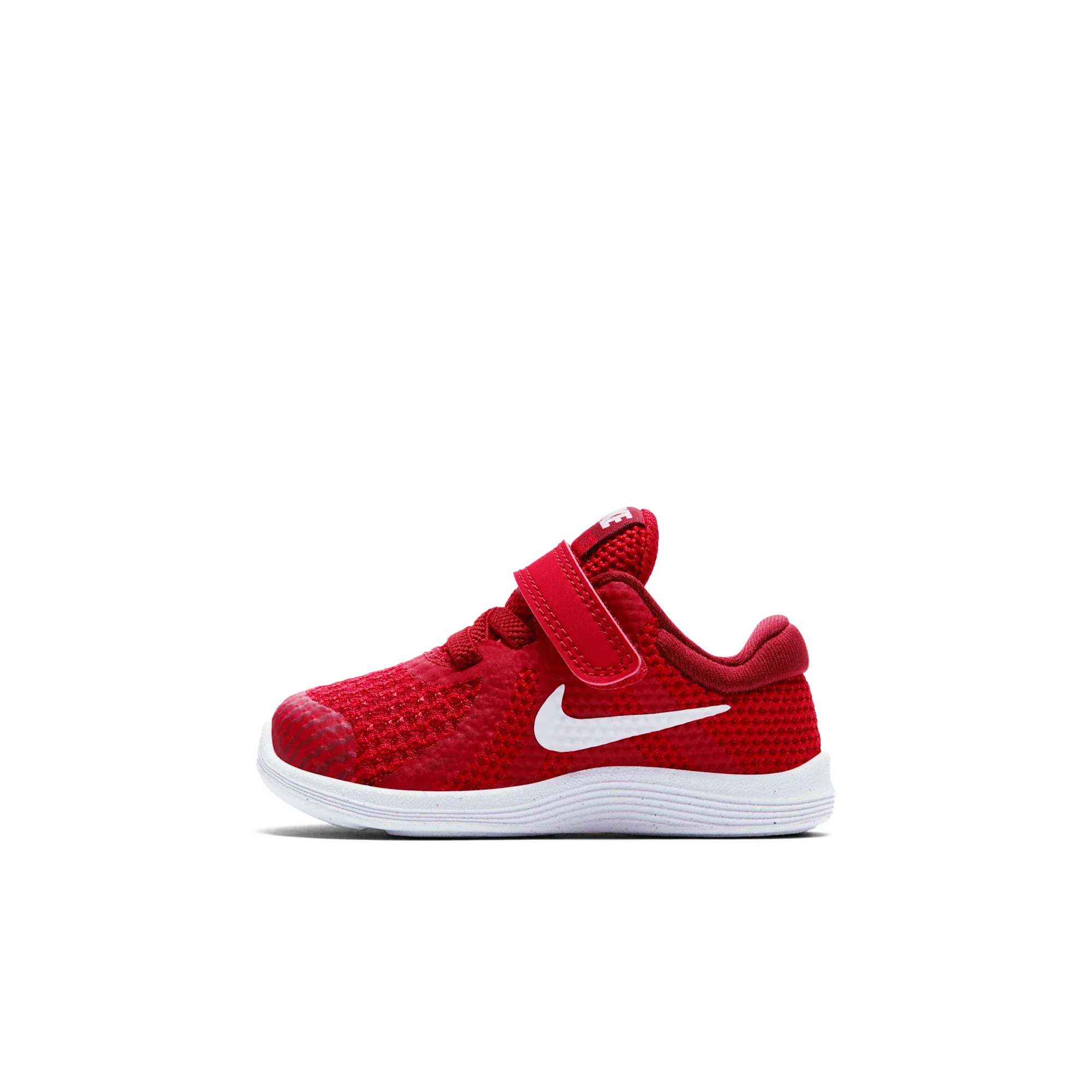 Nike Revolution 4