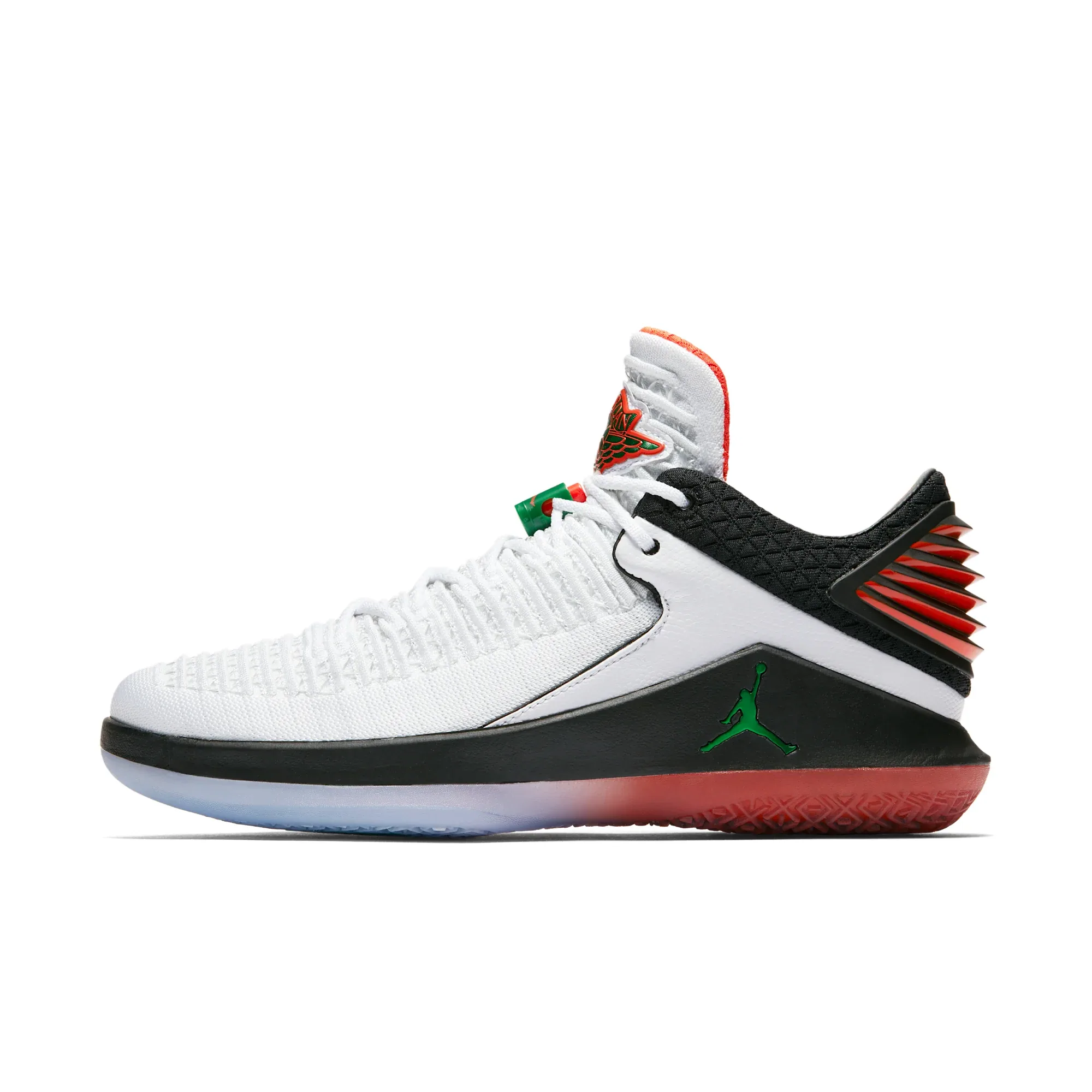AIR JORDAN XXXII LOW