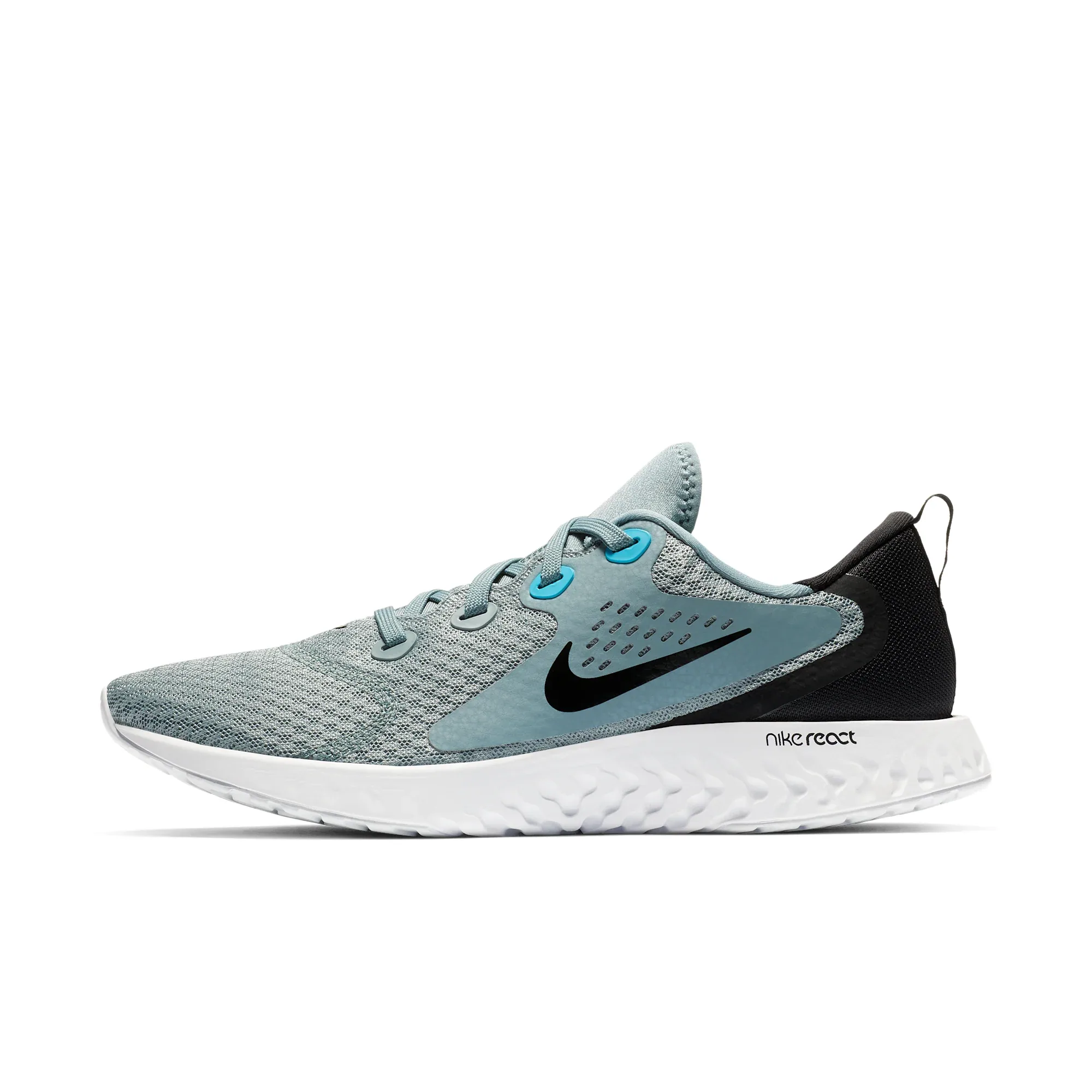 Nike Legend React
