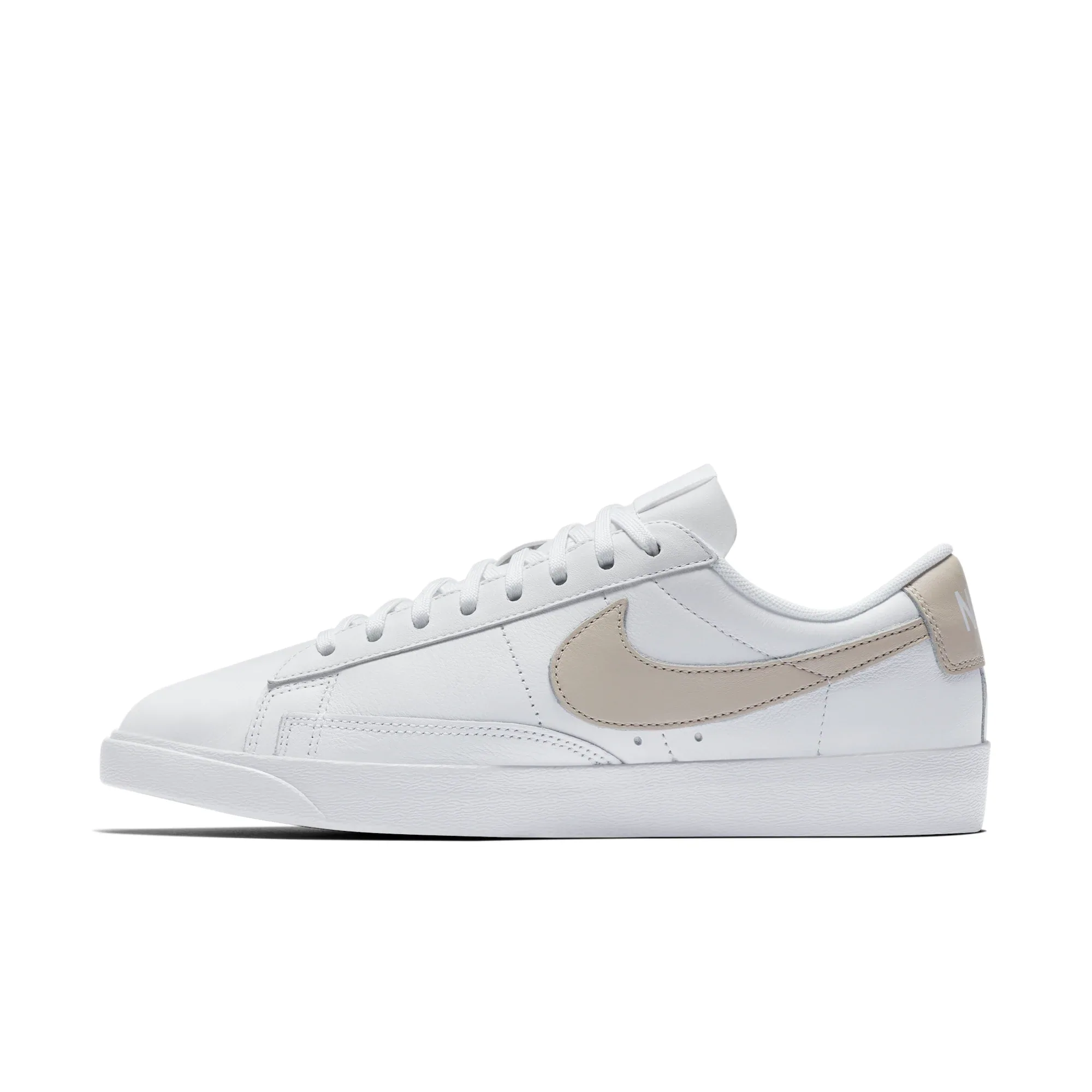W BLAZER LOW LE
