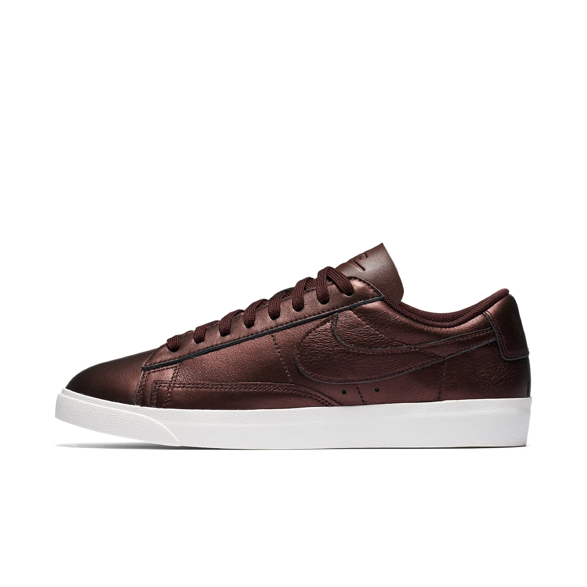 W BLAZER LOW LE