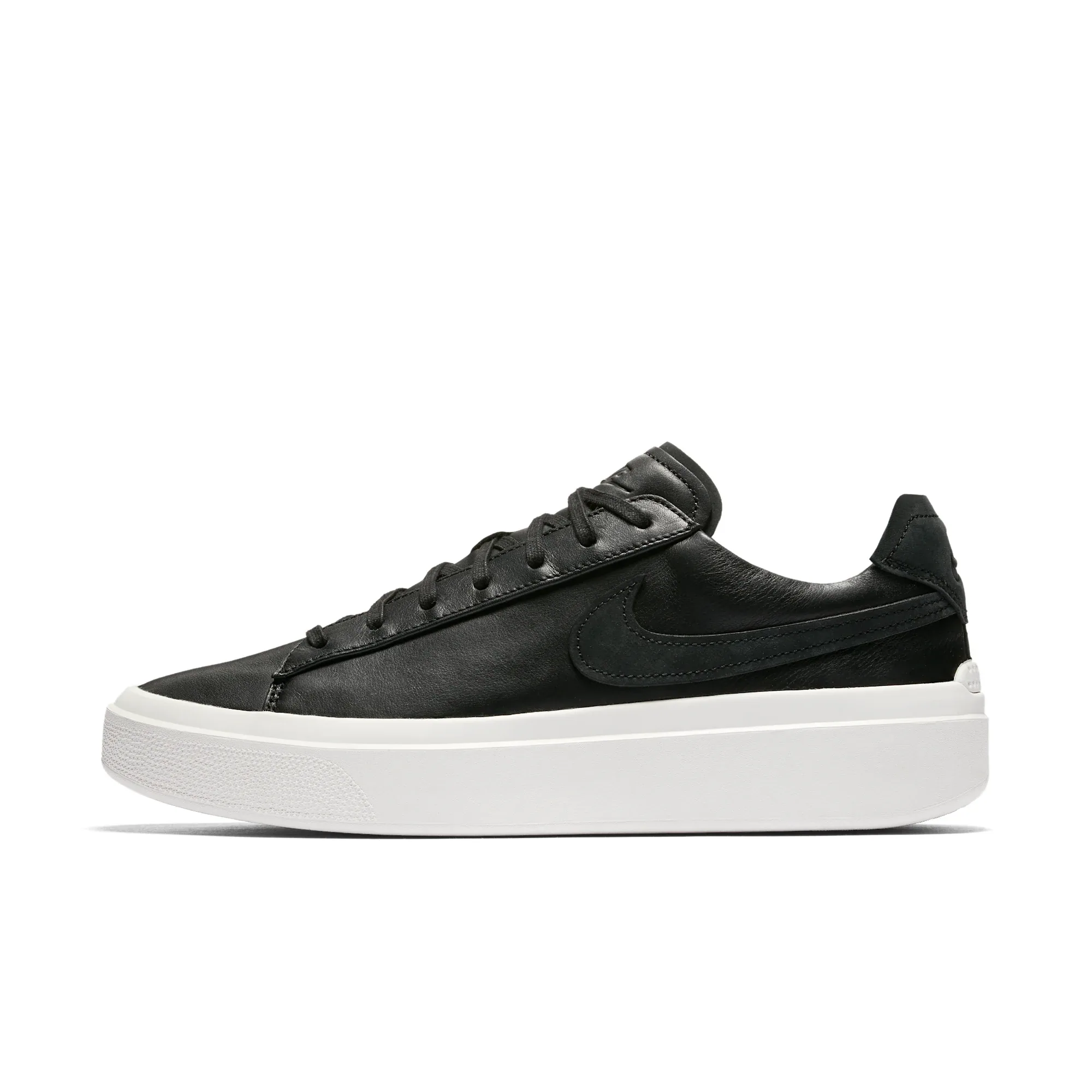 NIKE GRAND VOLEE