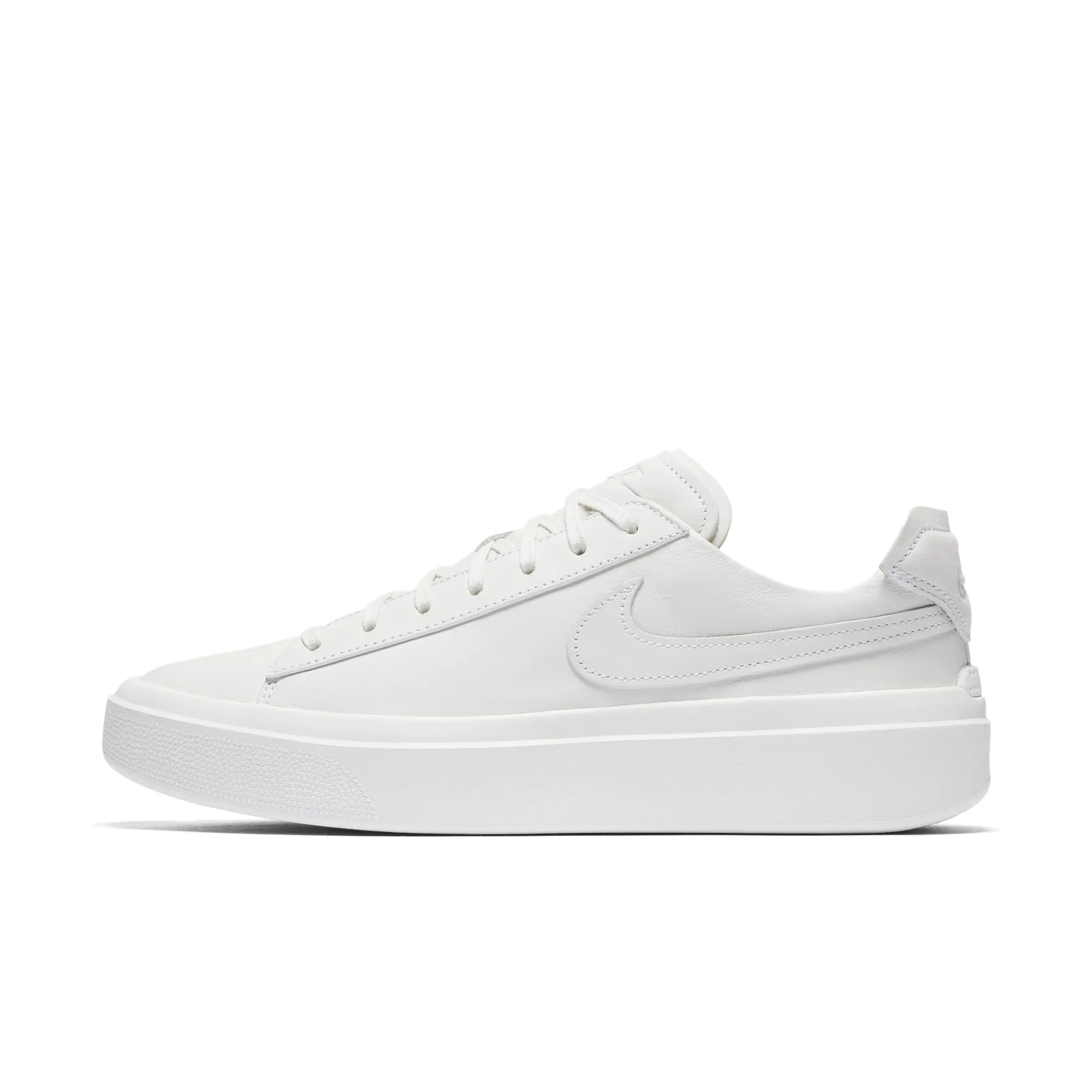 NIKE GRAND VOLEE