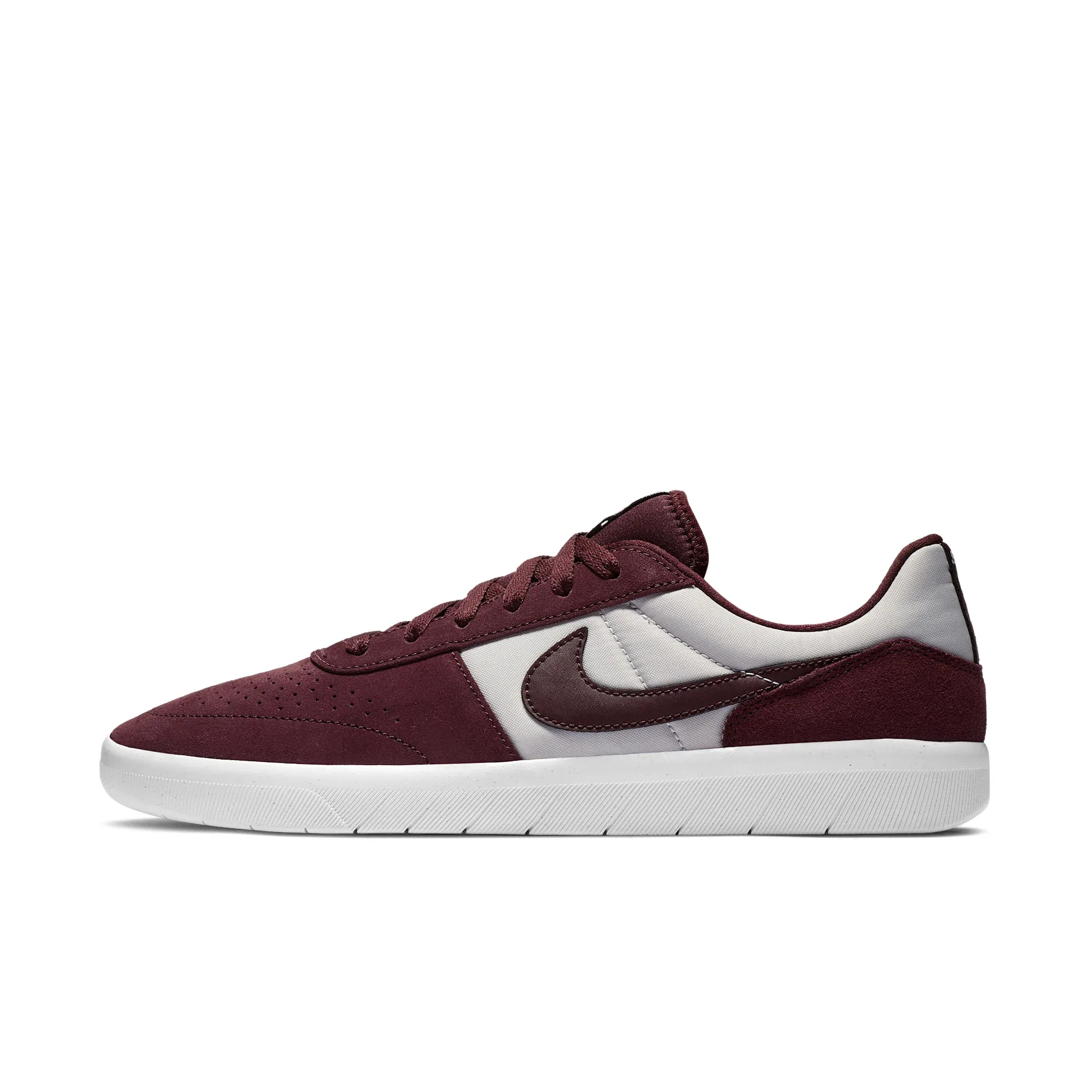 Nike SB Team Classic