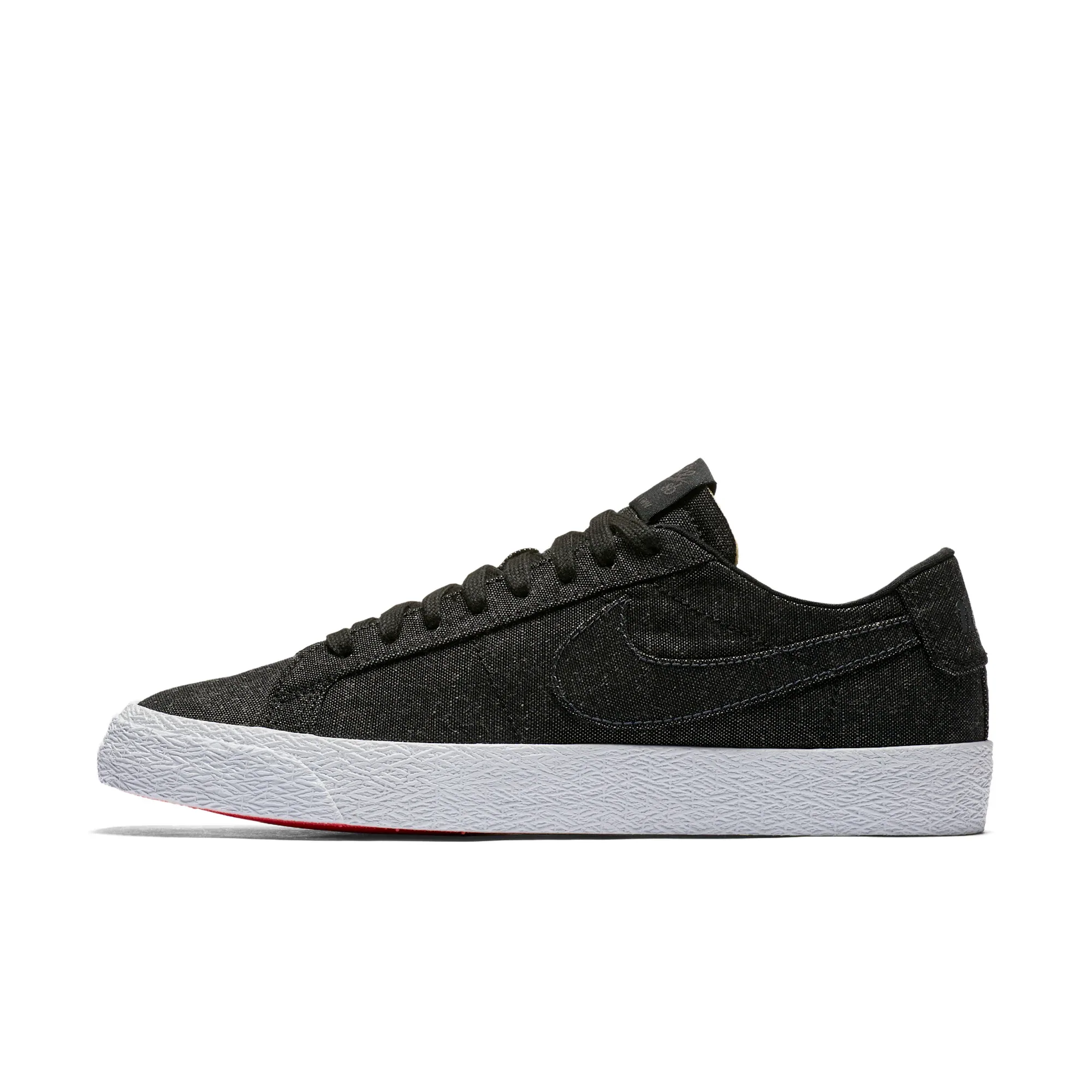 SB ZOOM BLAZER LOW CNVS DECON