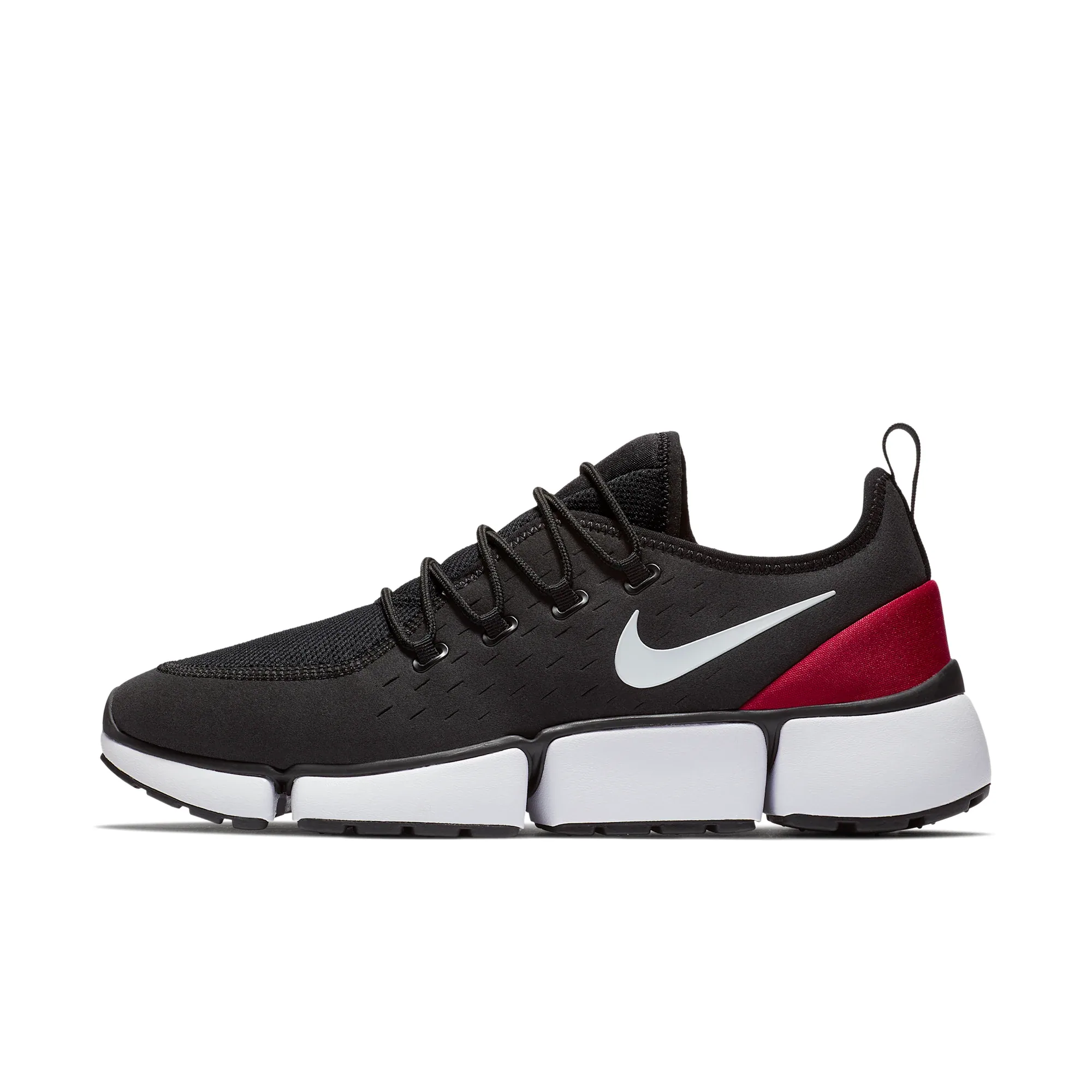 NIKE POCKET FLY DM