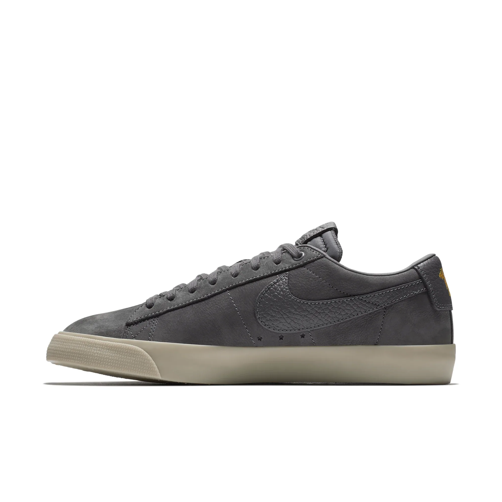 NIKE SB ZOOM BLAZER LOW QS