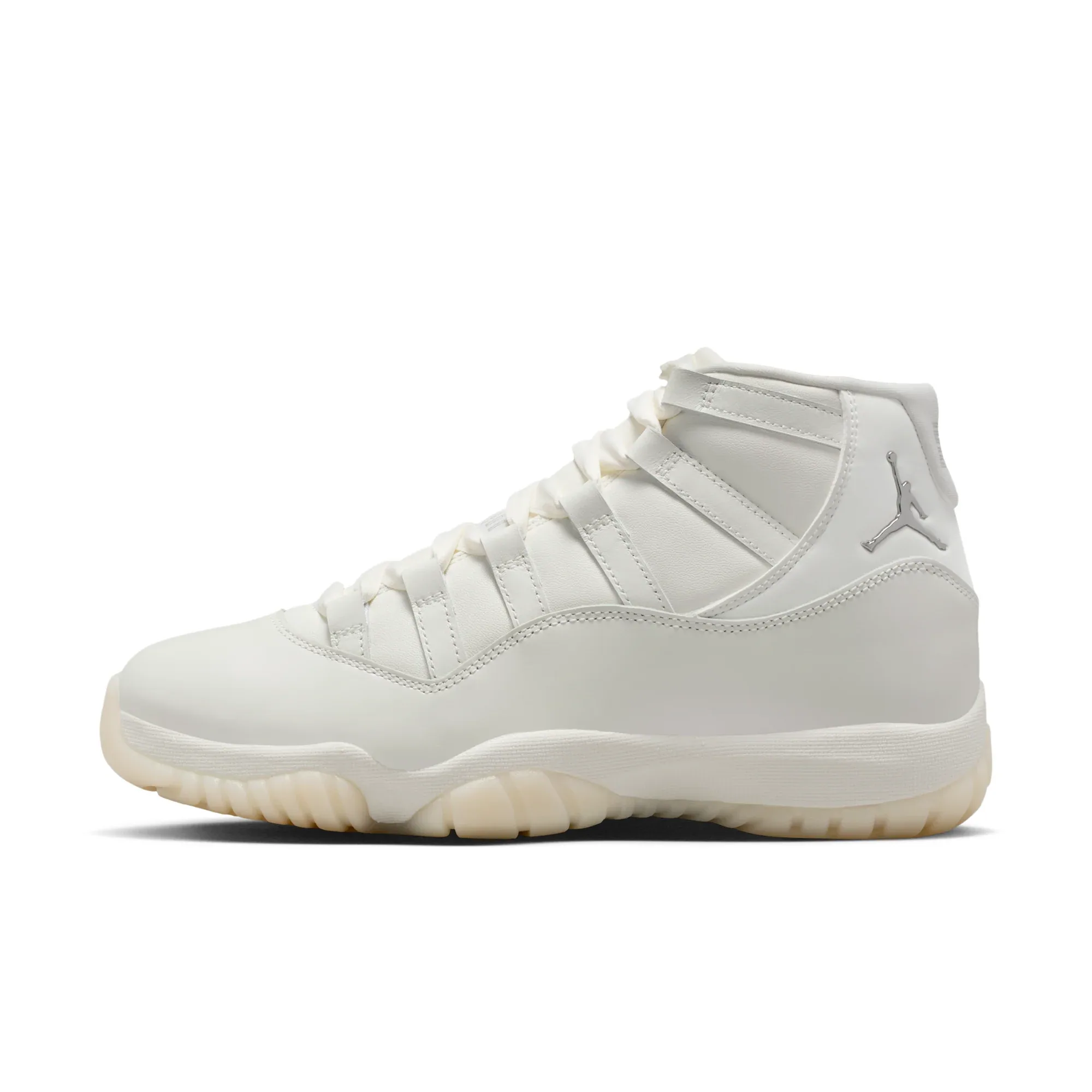 Air Jordan 11 Retro "Pearl"