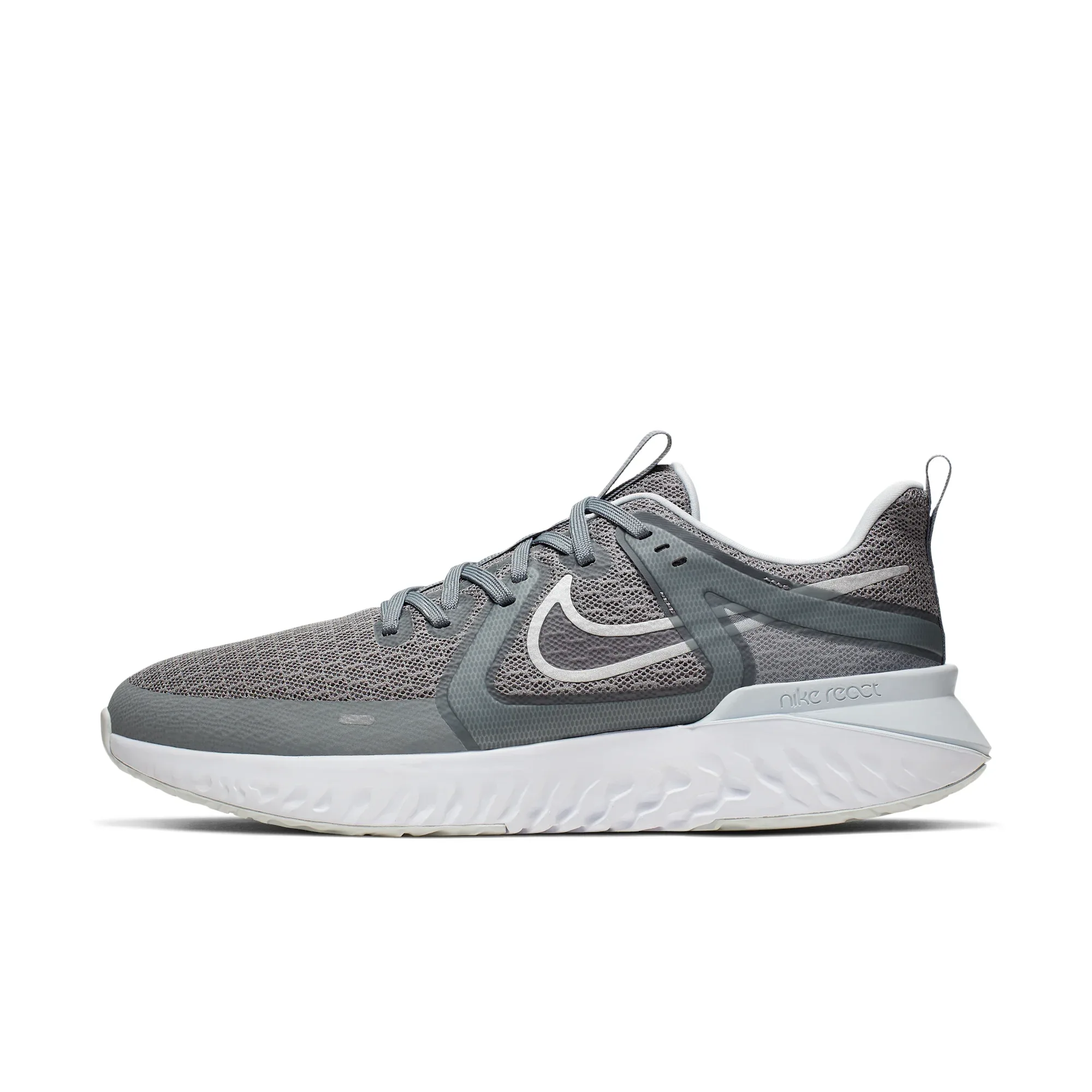 Nike Legend React 2