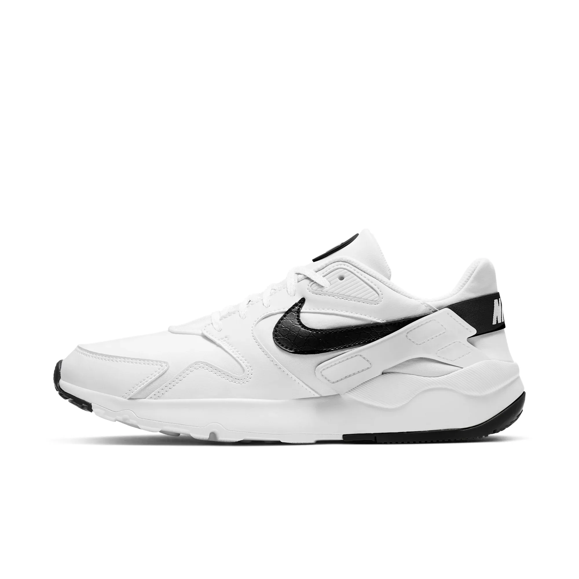 Nike LD Victory