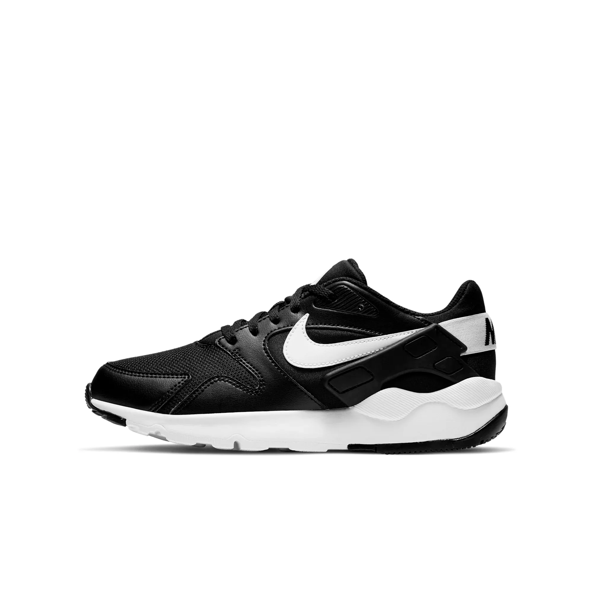 Nike LD Victory