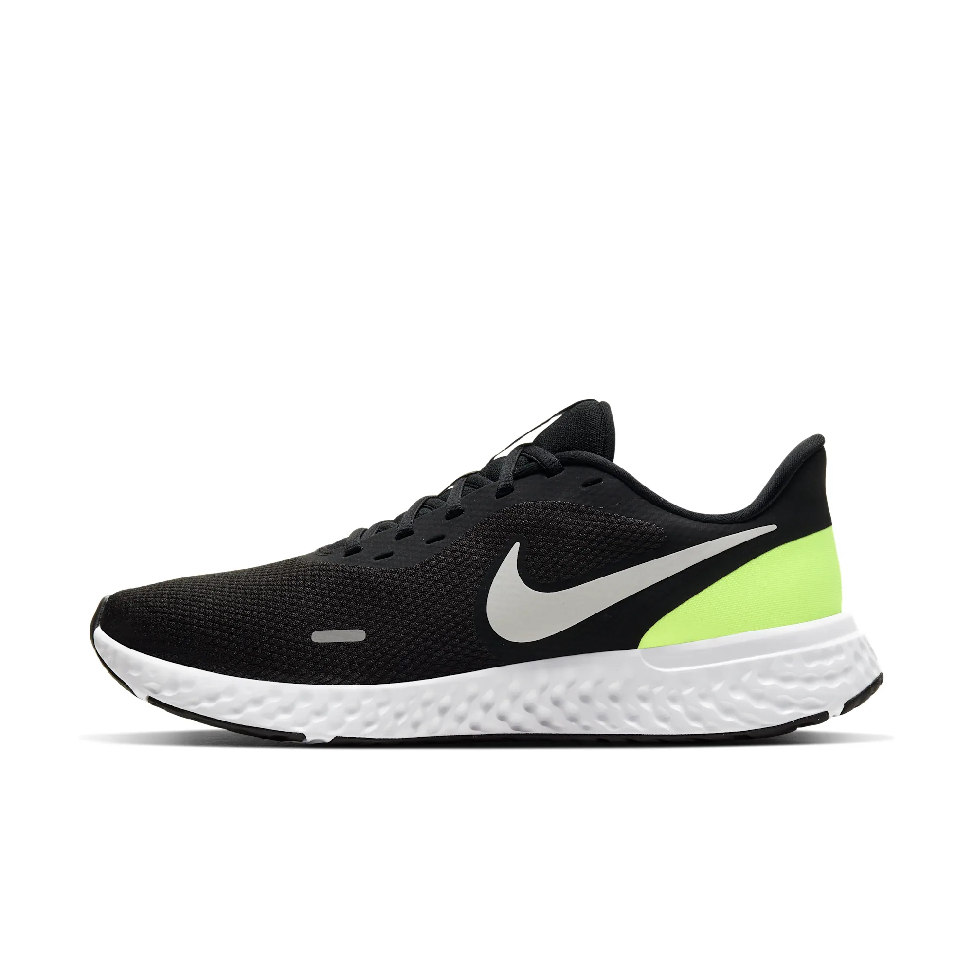 Nike Revolution 5