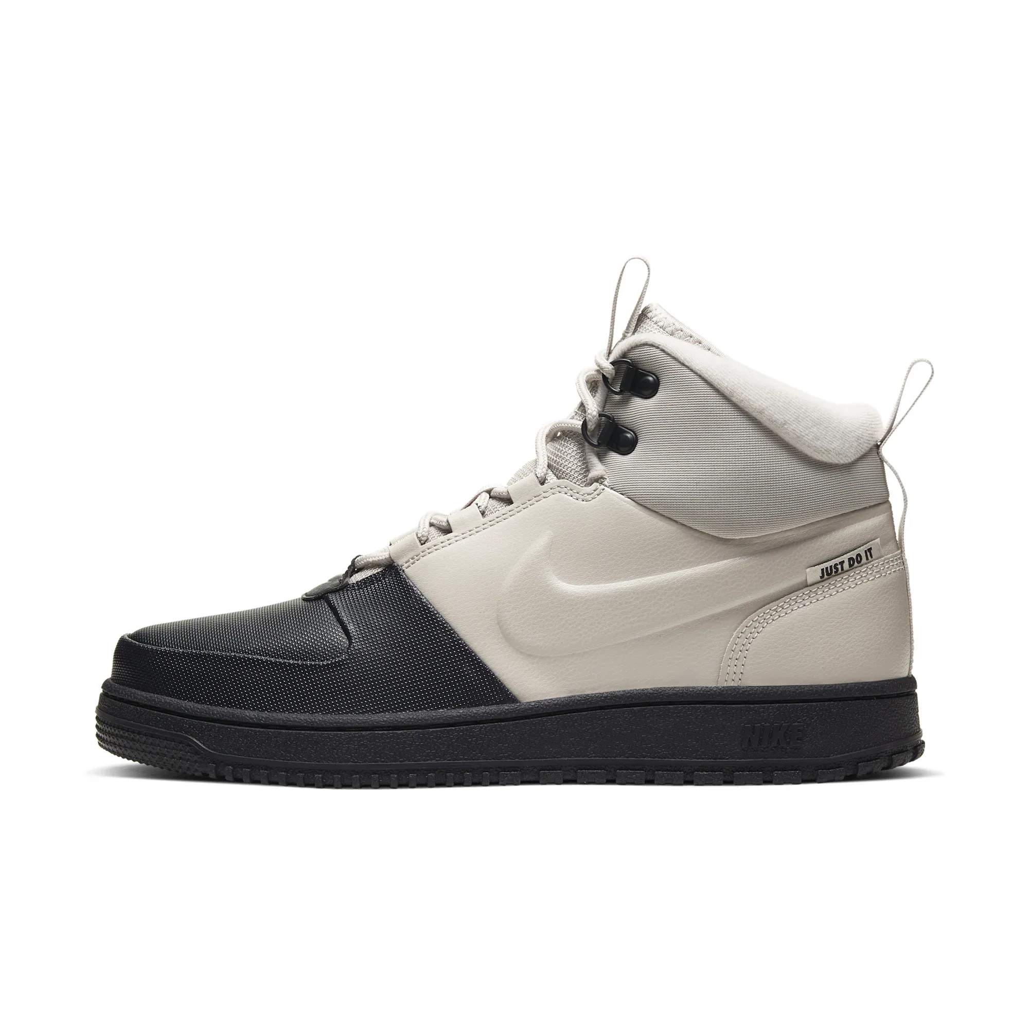 Nike Path Winter