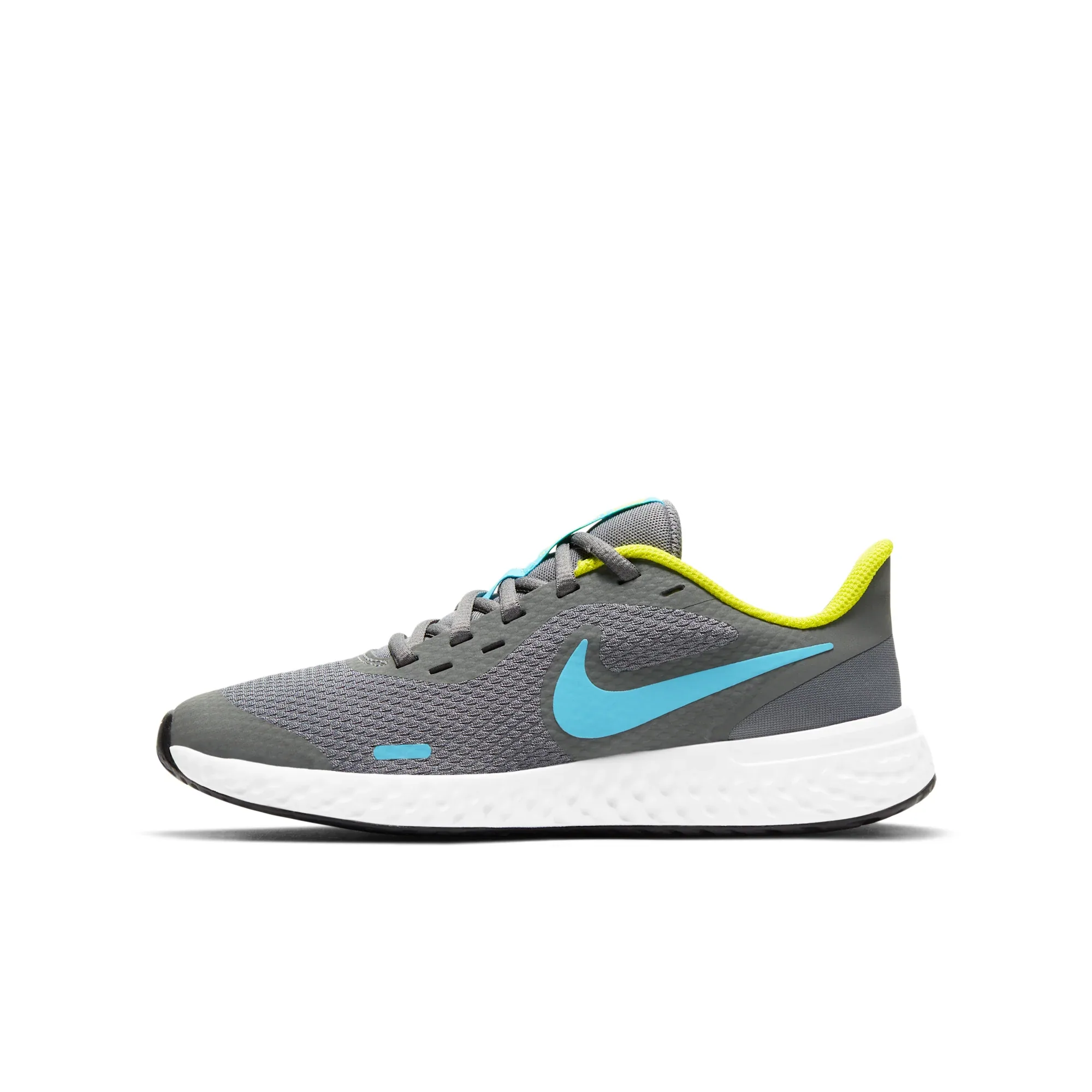 Nike Revolution 5