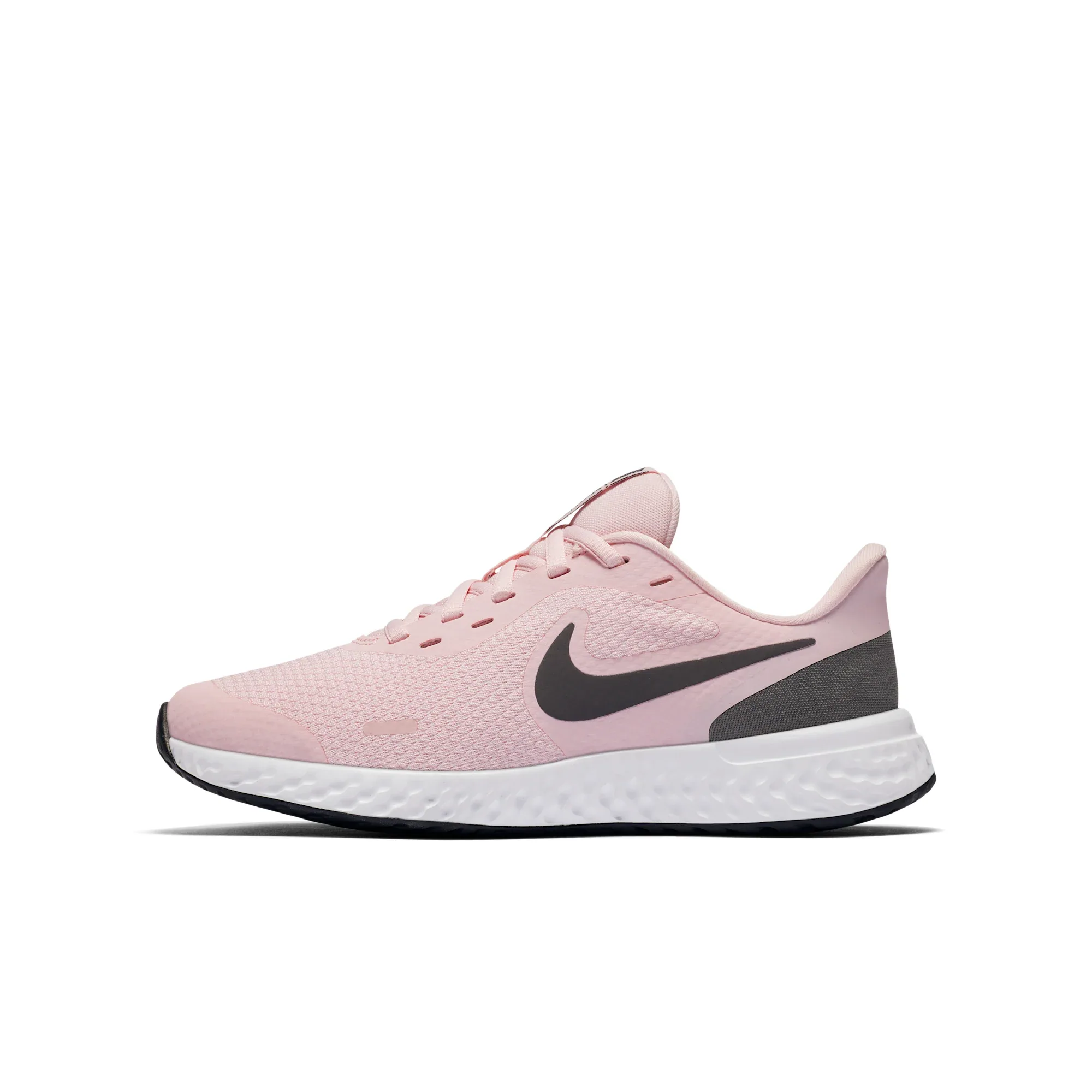 Nike Revolution 5