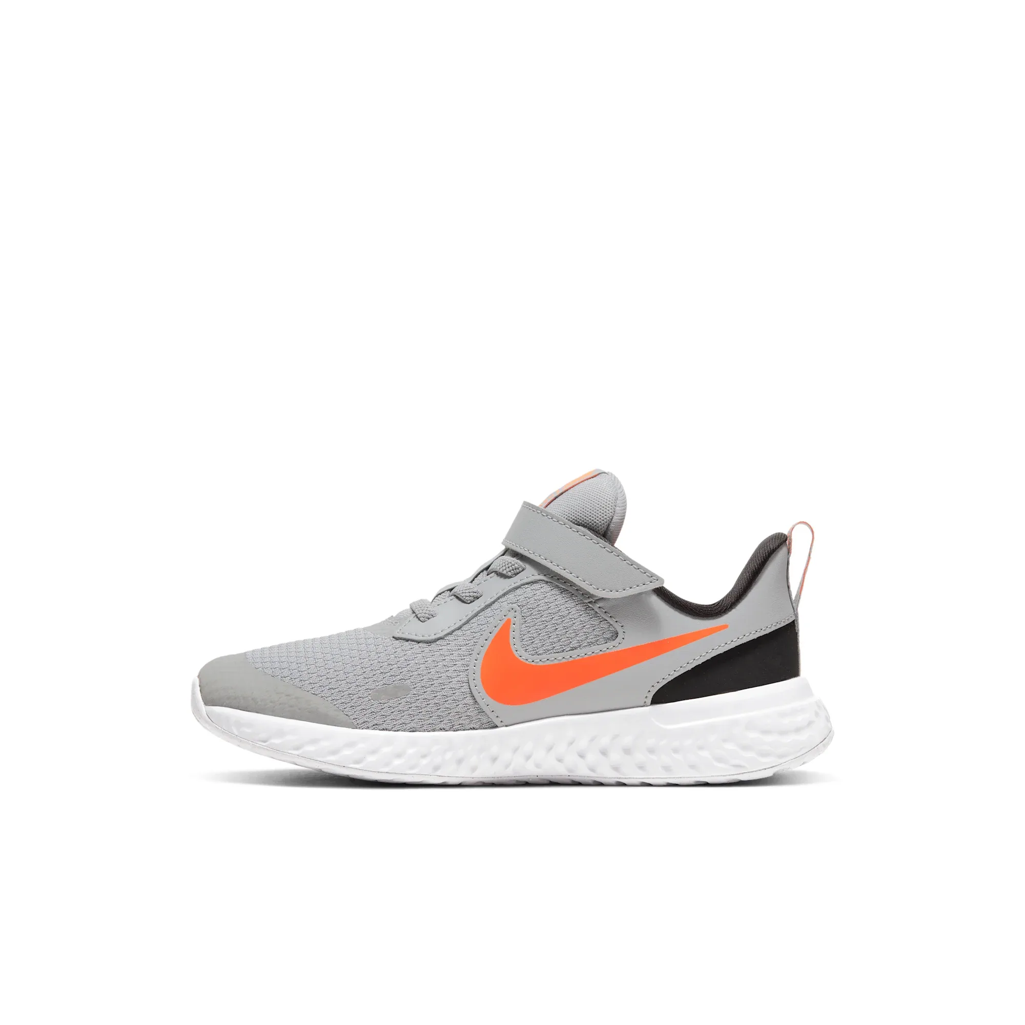 Nike Revolution 5