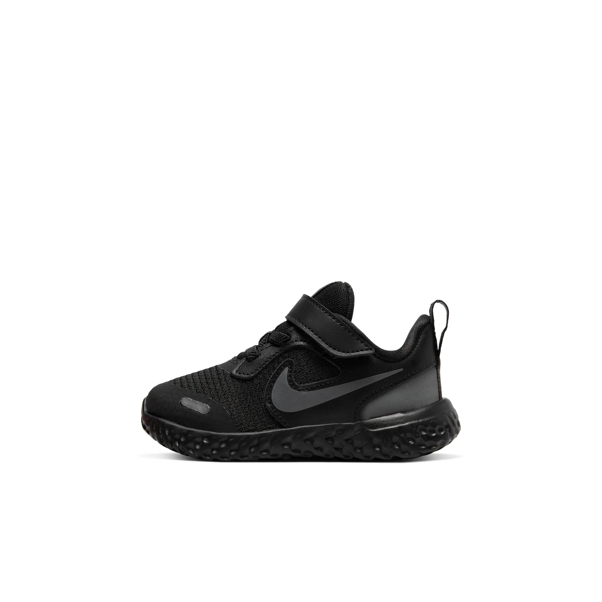 Nike Revolution 5