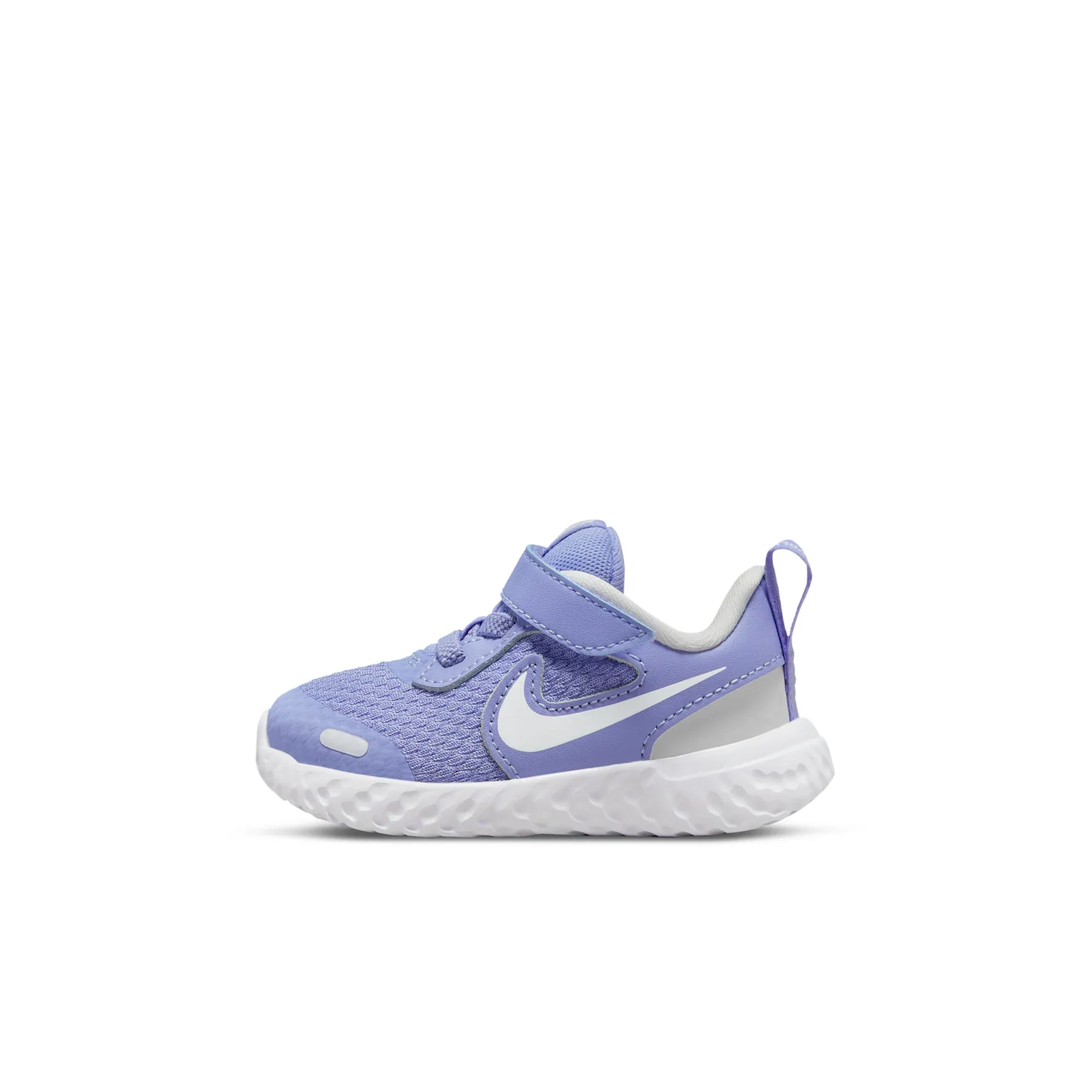 Nike Revolution 5