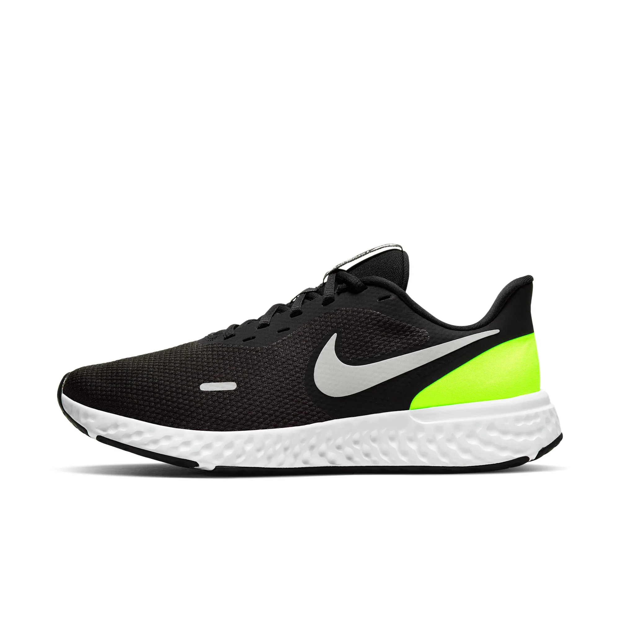 Nike Revolution 5