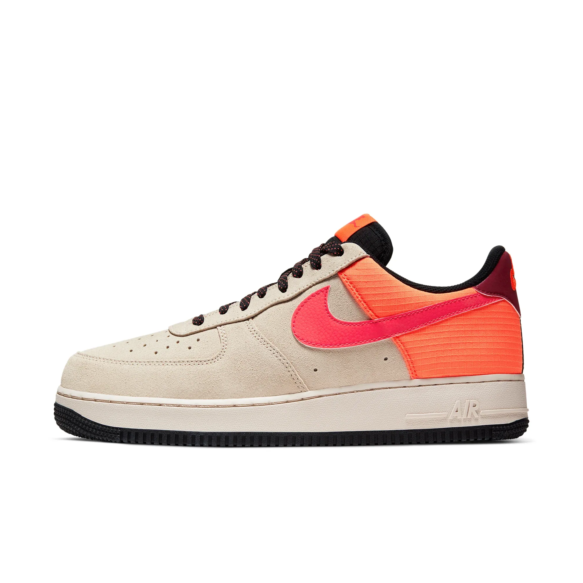 Nike Air Force 1 '07 LV8