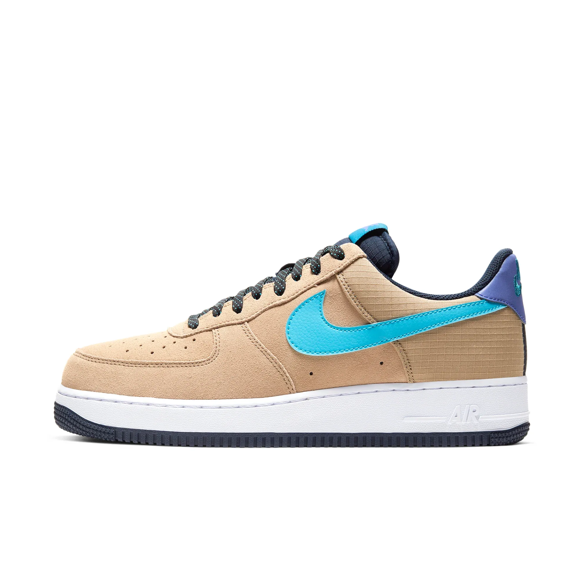 Nike Air Force 1 '07 LV8